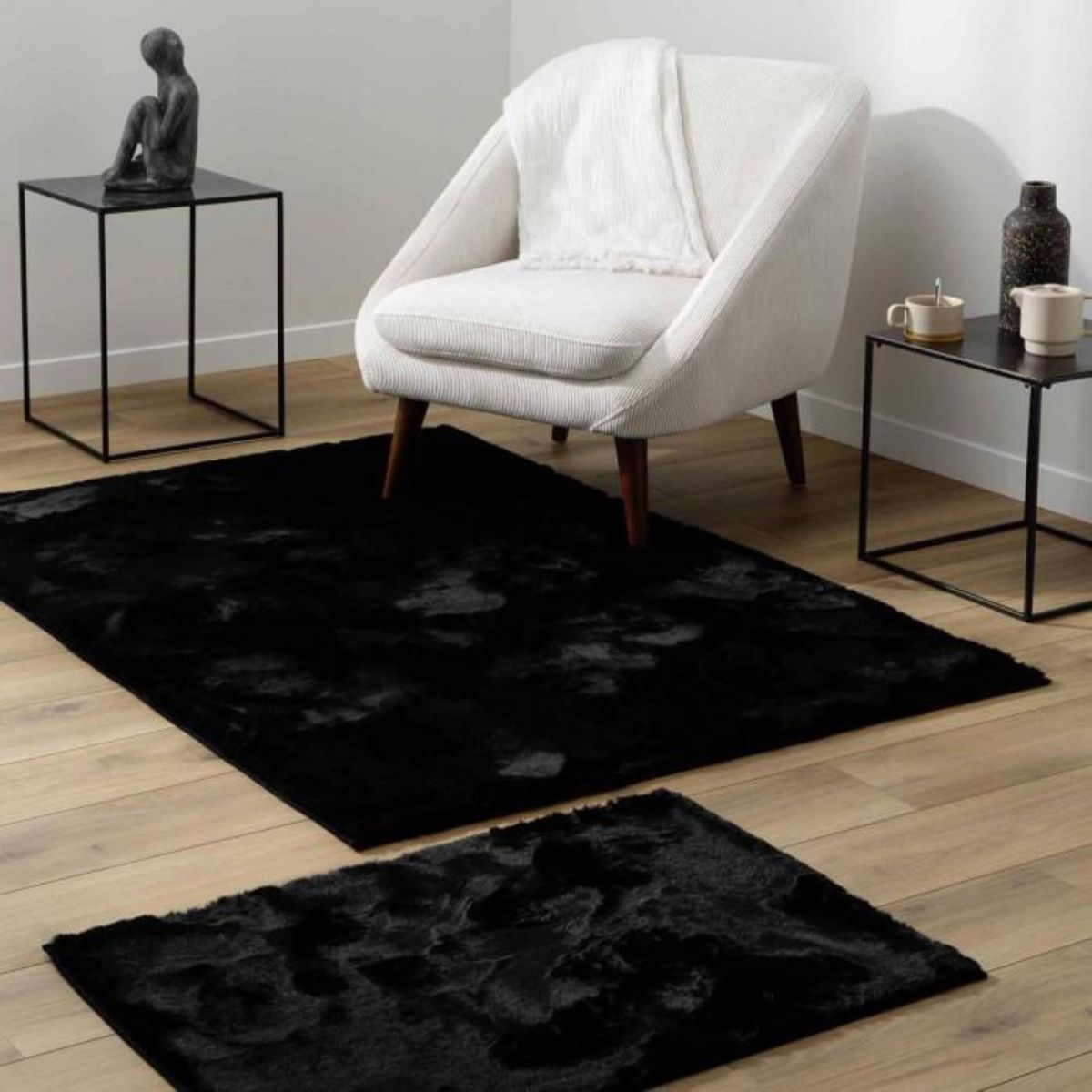 Paris Prix Tapis Imitation Fourrure  Feline  60x90cm Noir