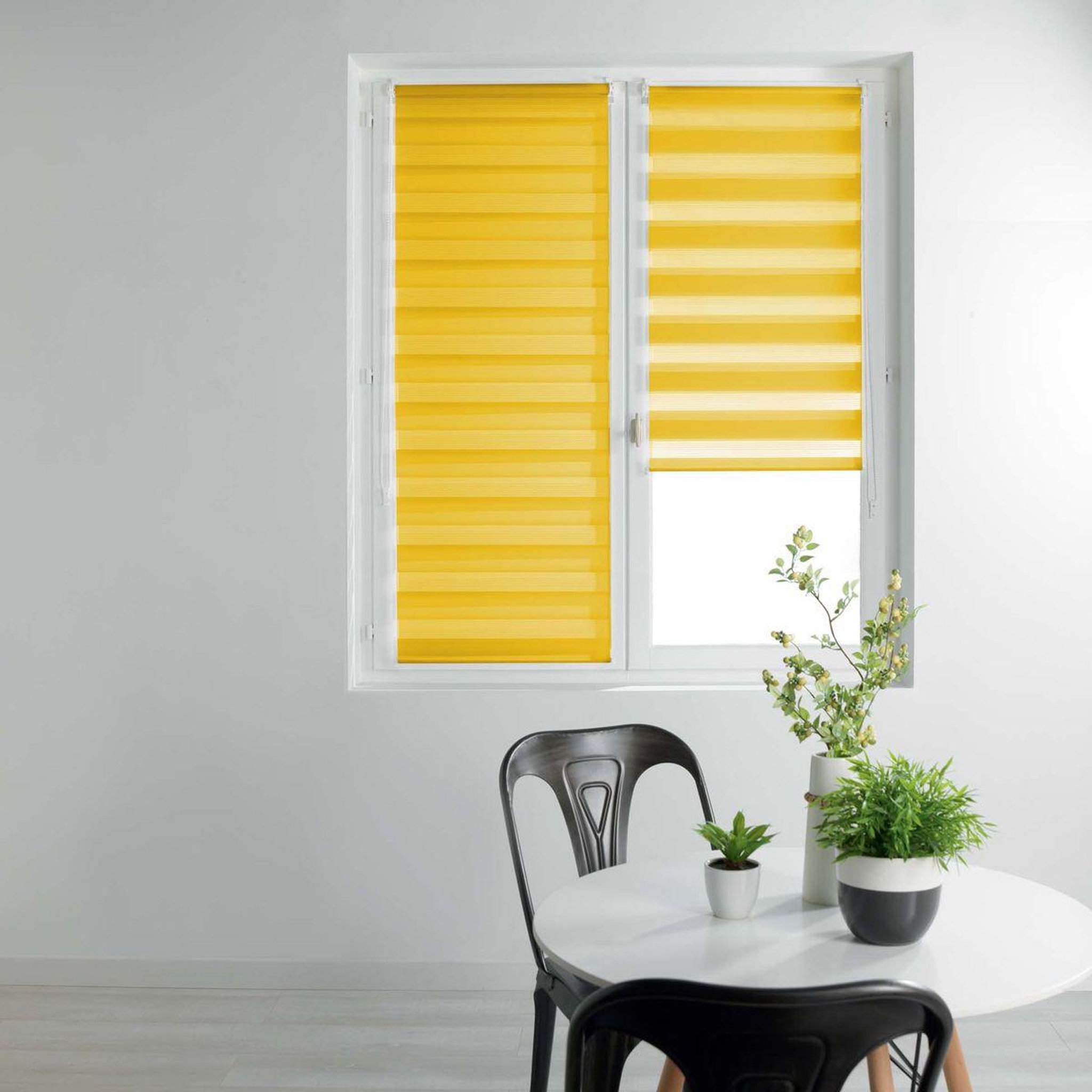 Voir la diapositive 1 : Douceur d'Intérieur Store enrouleur jour nuit  daynight  120x180cm jaune