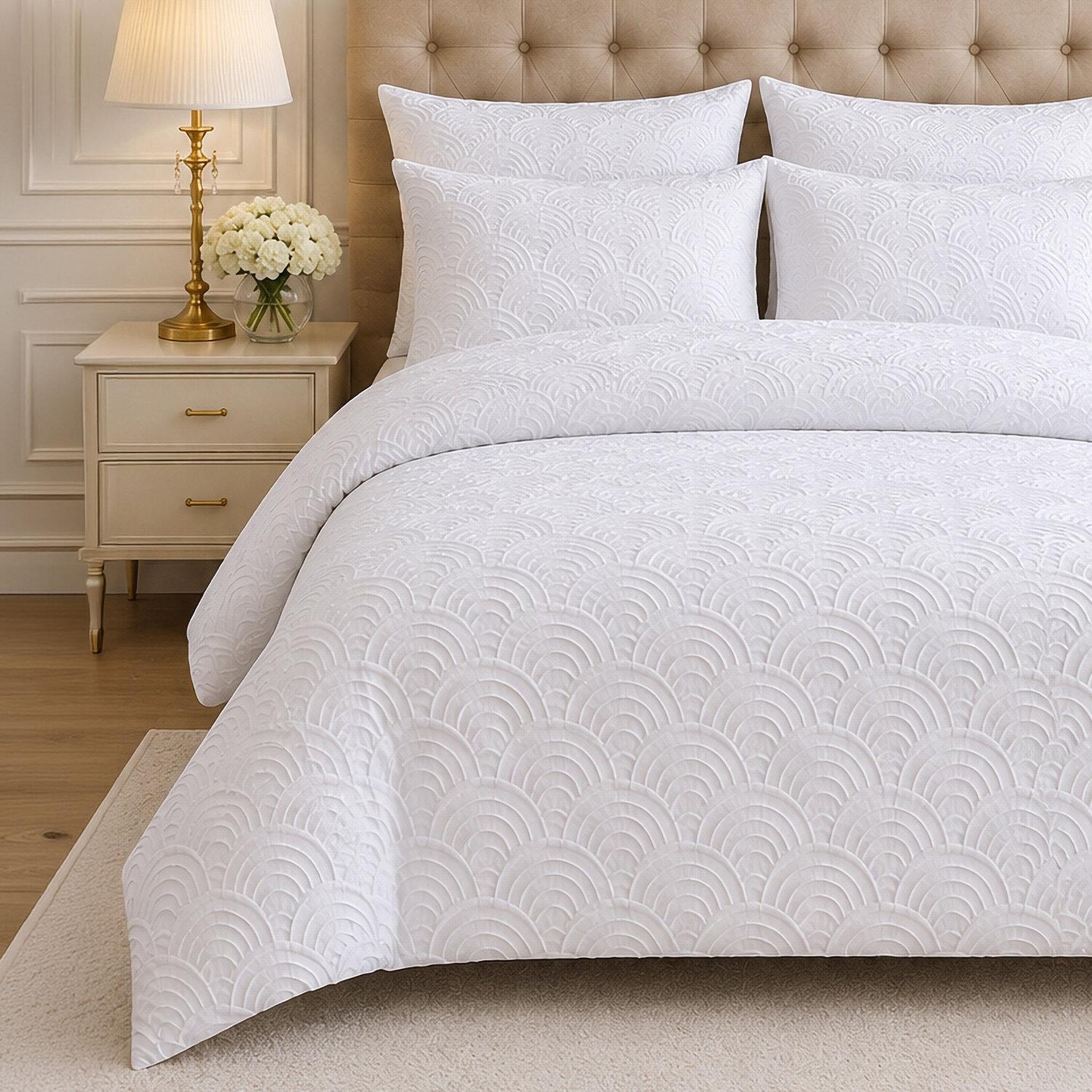 Voir la diapositive 4 : Les Ateliers du Linge Parure tila – microfibre jacquard art déco n°6 blanche