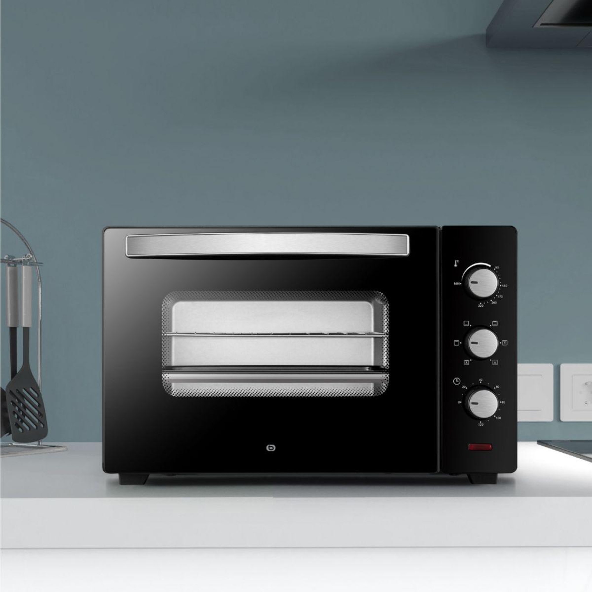 Voir la diapositive 5 : ESSENTIEL B Mini four efp391 39l
