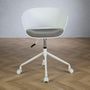 Voir la diapositive 3 : IDIMEX Chaise de bureau pivotante DAGMA, en plastique