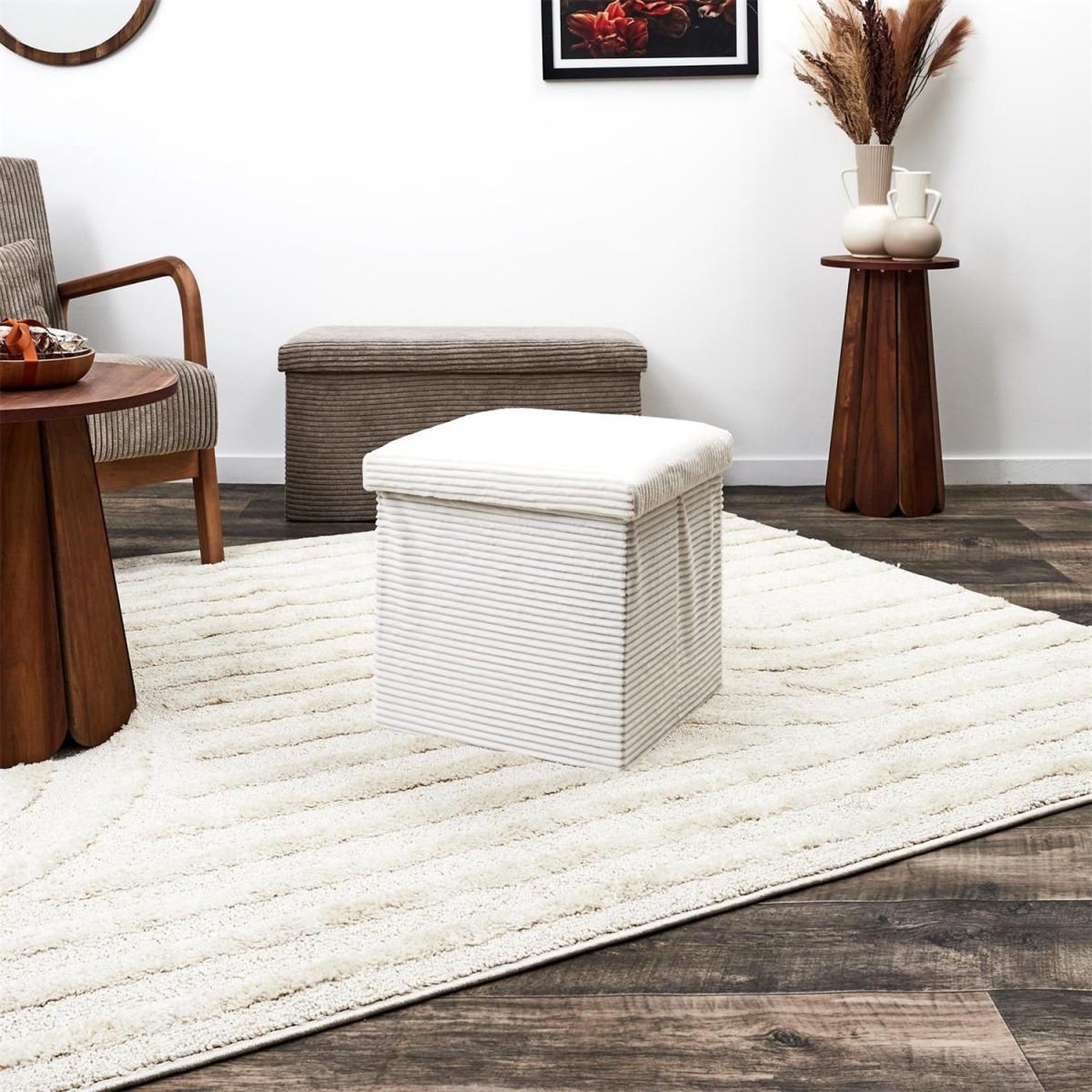 Voir la diapositive 6 : The Home Deco Factory Pouf coffre pliable côtelé  scott  38cm beige
