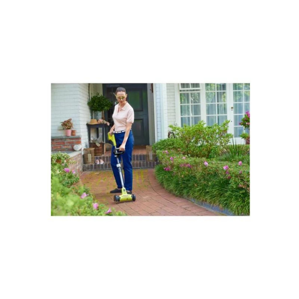 Ryobi Pack RYOBI Nettoyeur de joints RY18PCA-0 - 18V One+ - 1 Batterie 2.0Ah - 1 Chargeur rapide