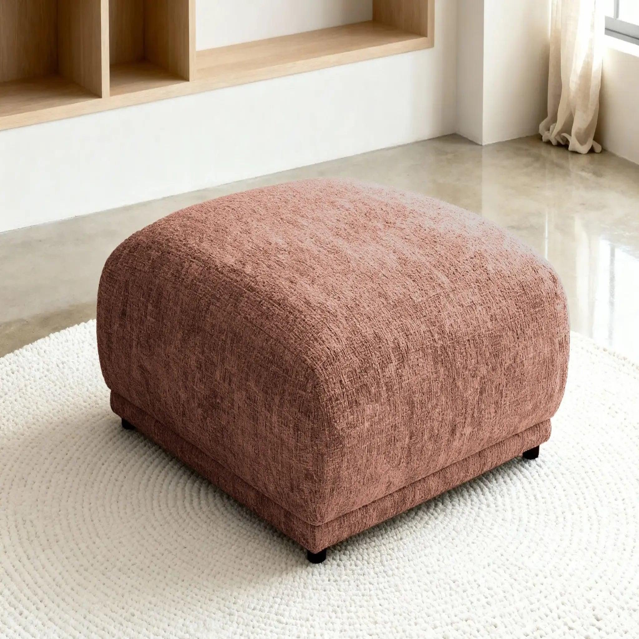 Voir la diapositive 3 : CASANOVA PARIS Rosalie - pouf tissu chenille