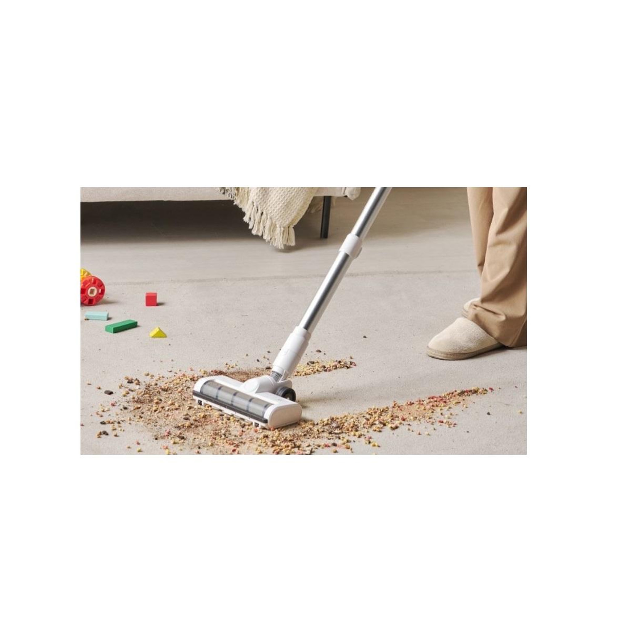 Voir la diapositive 4 : EZICLEAN Aspirateur balai rechargeable 28.8v blanc - cyclomaxr22