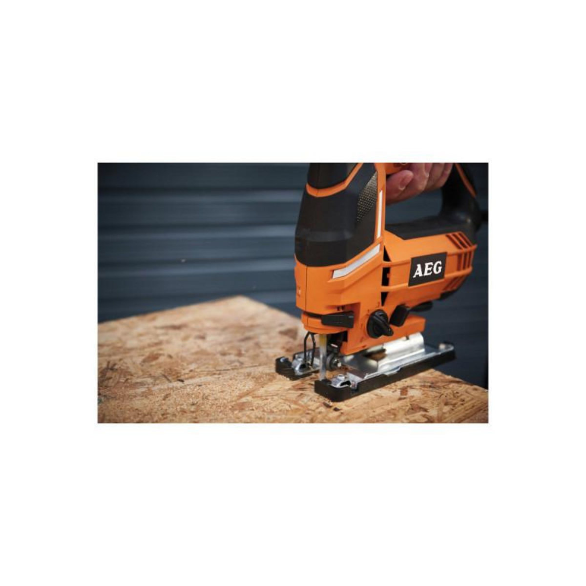 AEG Scie sauteuse pendulaire électrique AEG - STEP 100X - 700W - 100mm