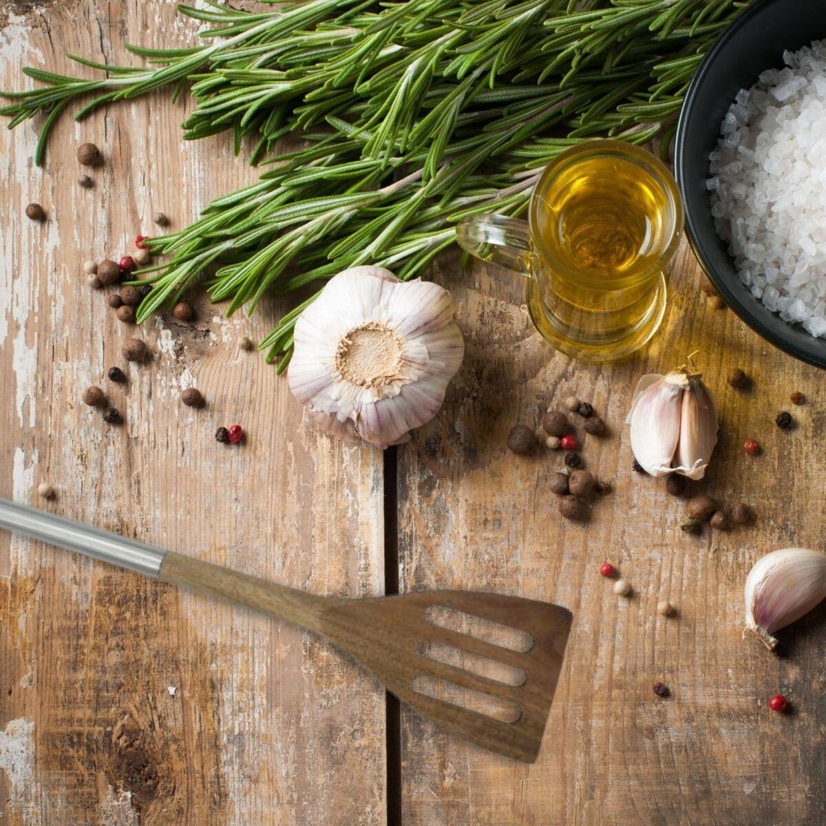 Fackelmann Ensemble de 2 Spatules de cuisine ajourée en bois d'acacia 35 cm Fackelmann Synthesis