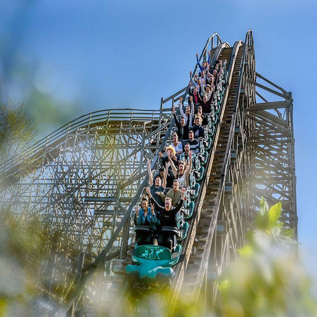 Smartbox Billets pour le Parc Astérix : 1 entrée adulte et 1 entrée enfant en 2026 - Coffret Cadeau Multi-thèmes