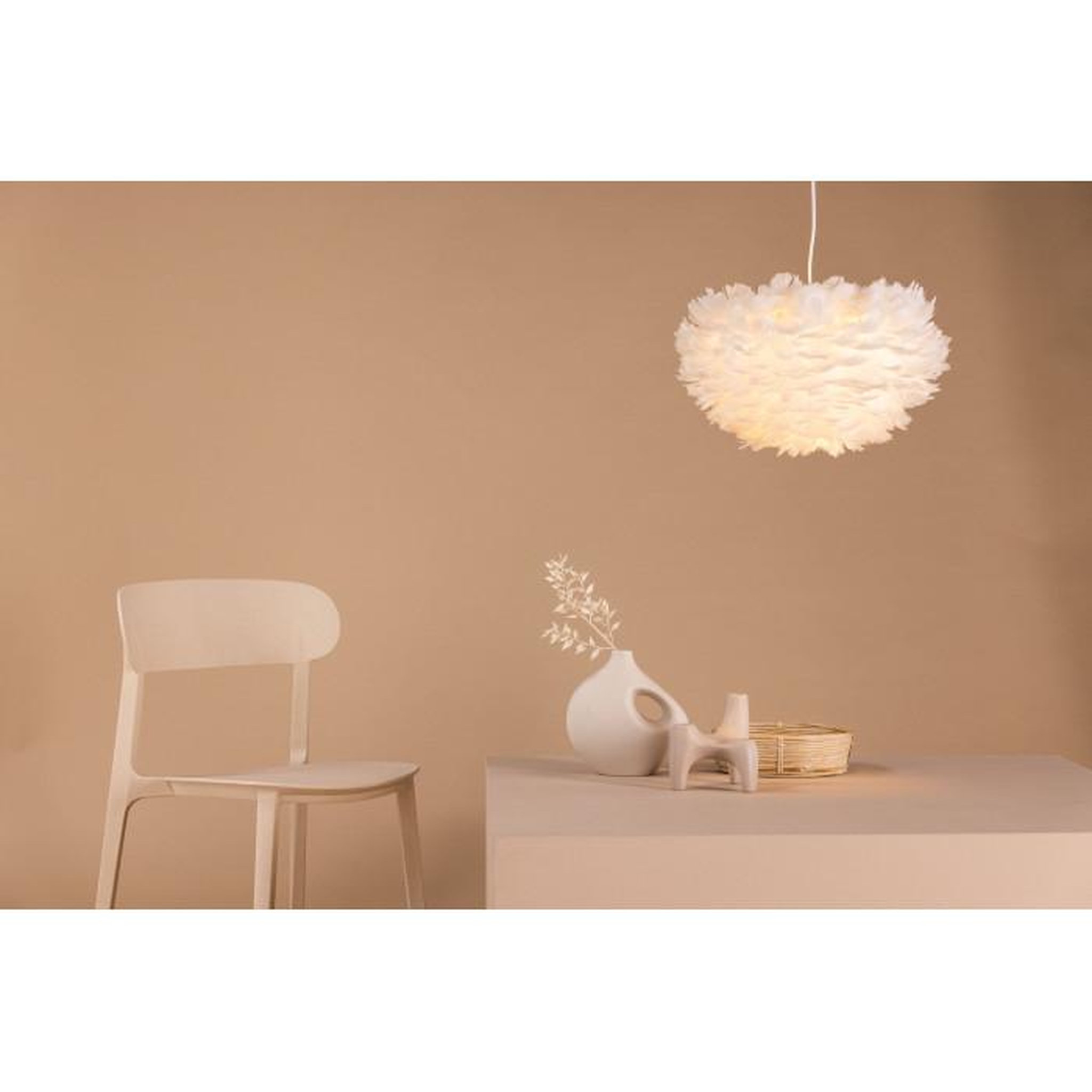 Voir la diapositive 5 : Paris Prix Lampe Suspension en plume  Nicola  45cm Blanc