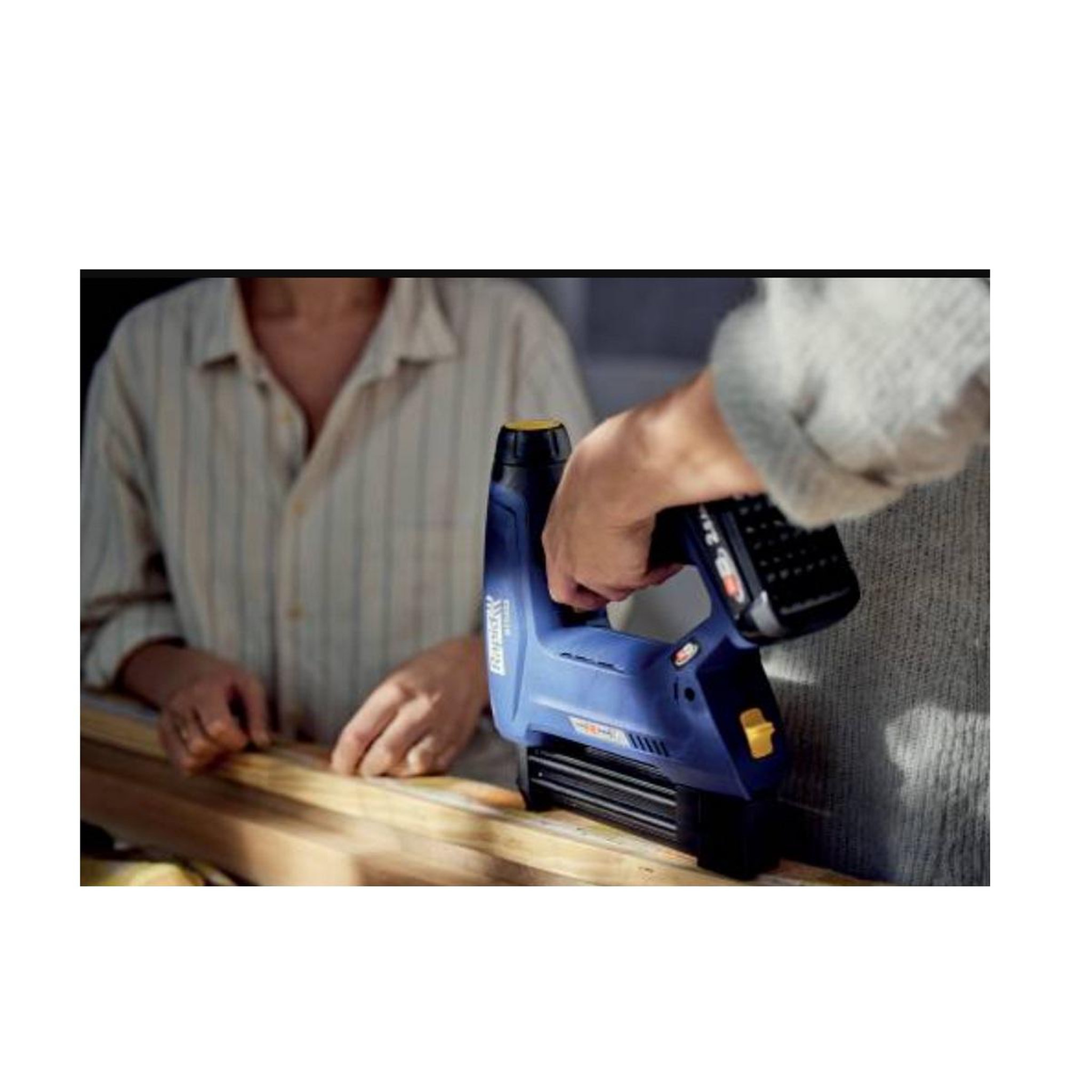 Voir la diapositive 3 : RAPID Agrafeuse-cloueuse électrique sans fil 18v - 5001509