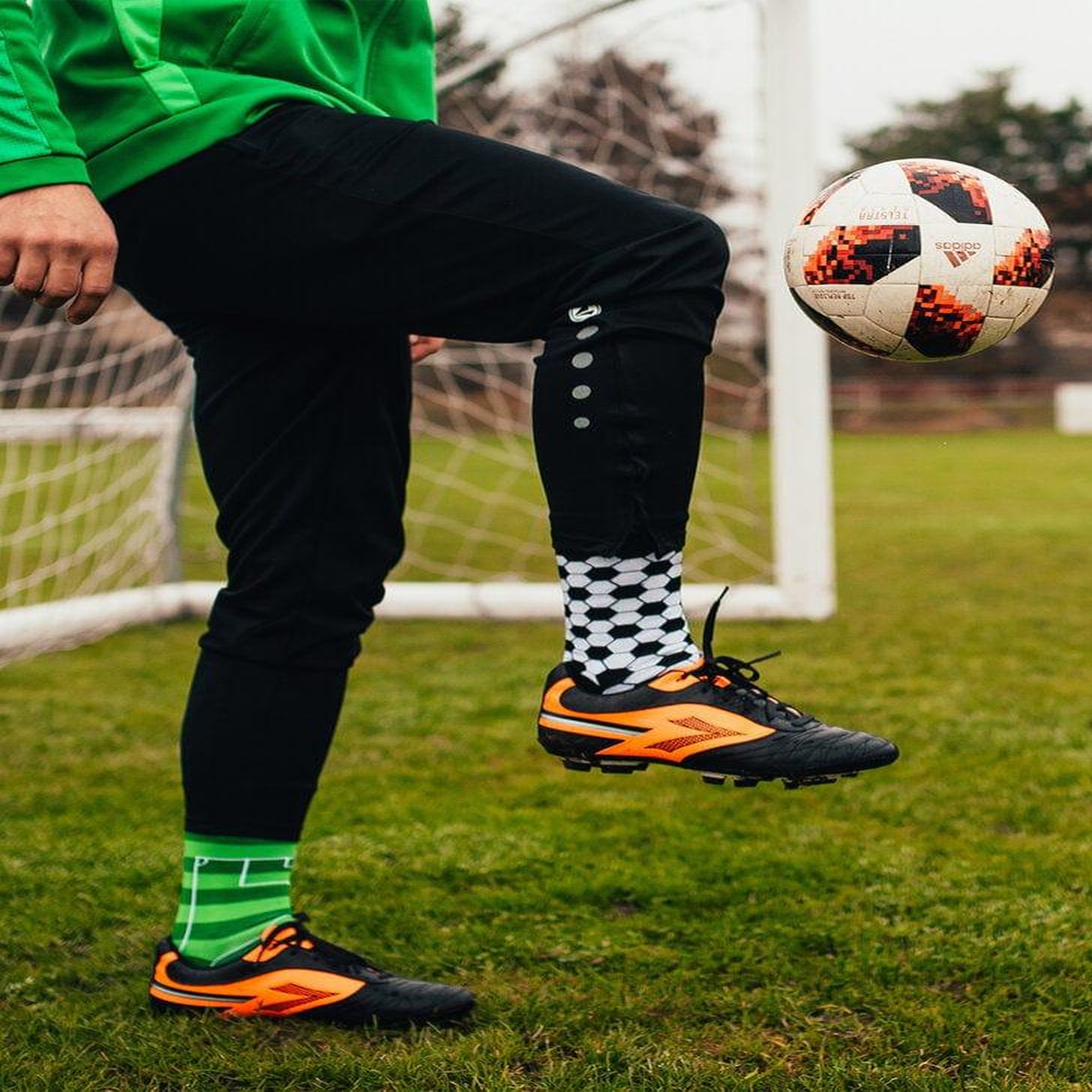 Voir la diapositive 5 : DEDOLES Chaussettes football