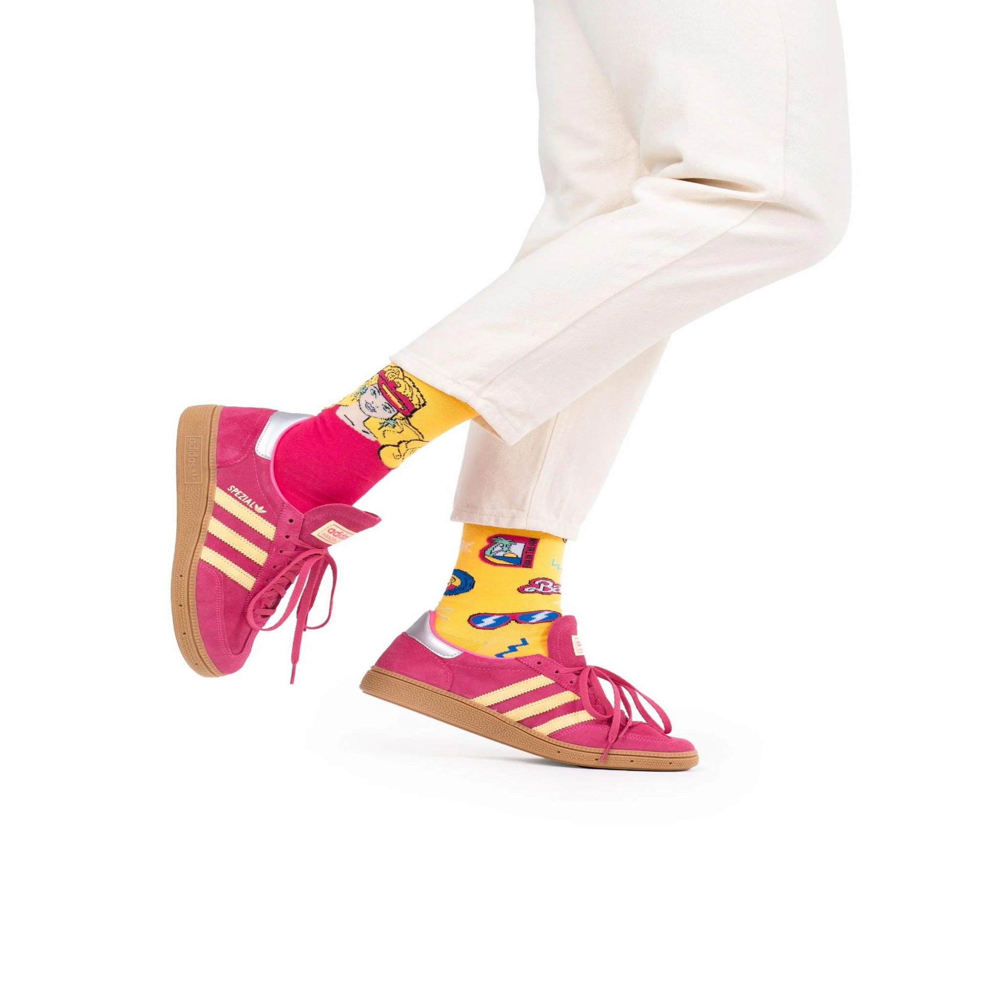 Voir la diapositive 2 : MANY MORNINGS Chaussettes barbie des 90's
