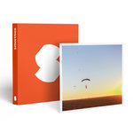 Smartbox Saut en parachute en tandem au-dessus de la pointe du Médoc - Coffret Cadeau Sport & Aventure