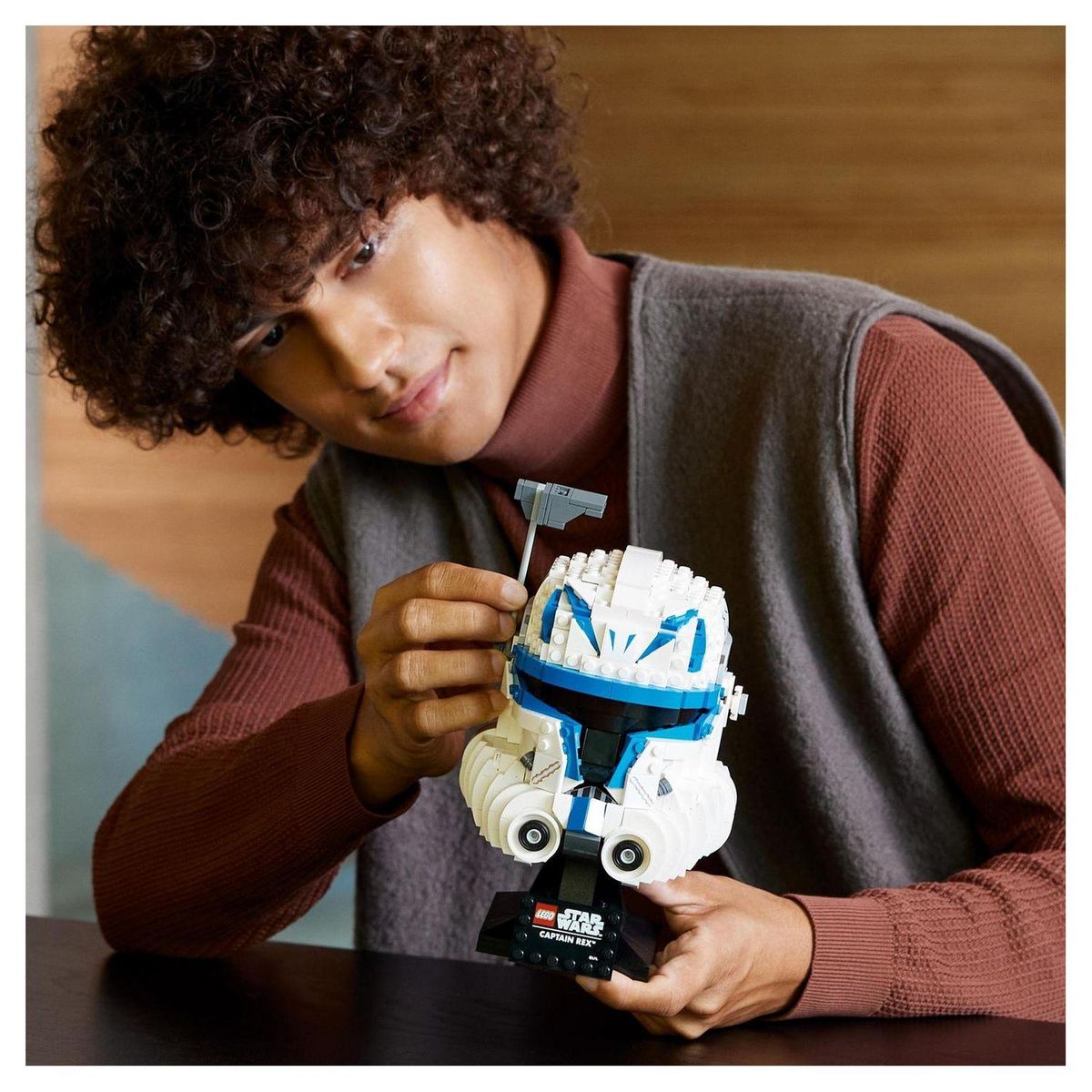 LEGO Star Wars 75349 - Le Casque du Capitaine Rex, Maquette à Construire pour Adultes