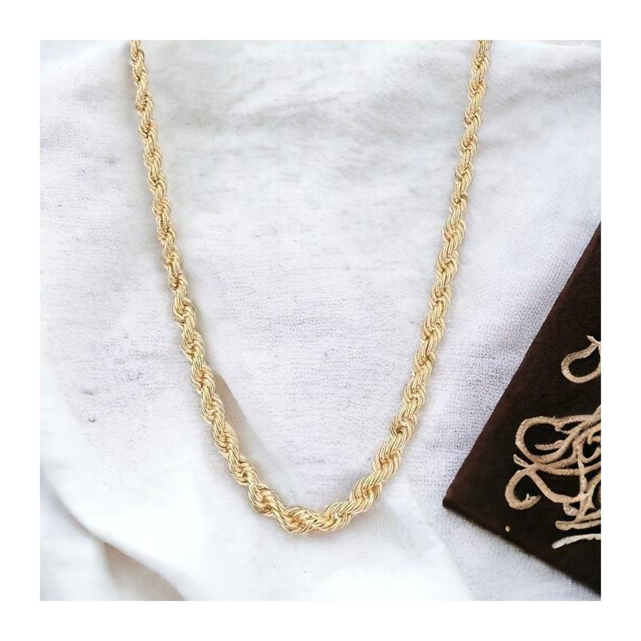 Voir la diapositive 4 : L'ATELIER D'AZUR Collier Or 18 Carats 750/000 Maille Corde en Chute Jaune - Femme