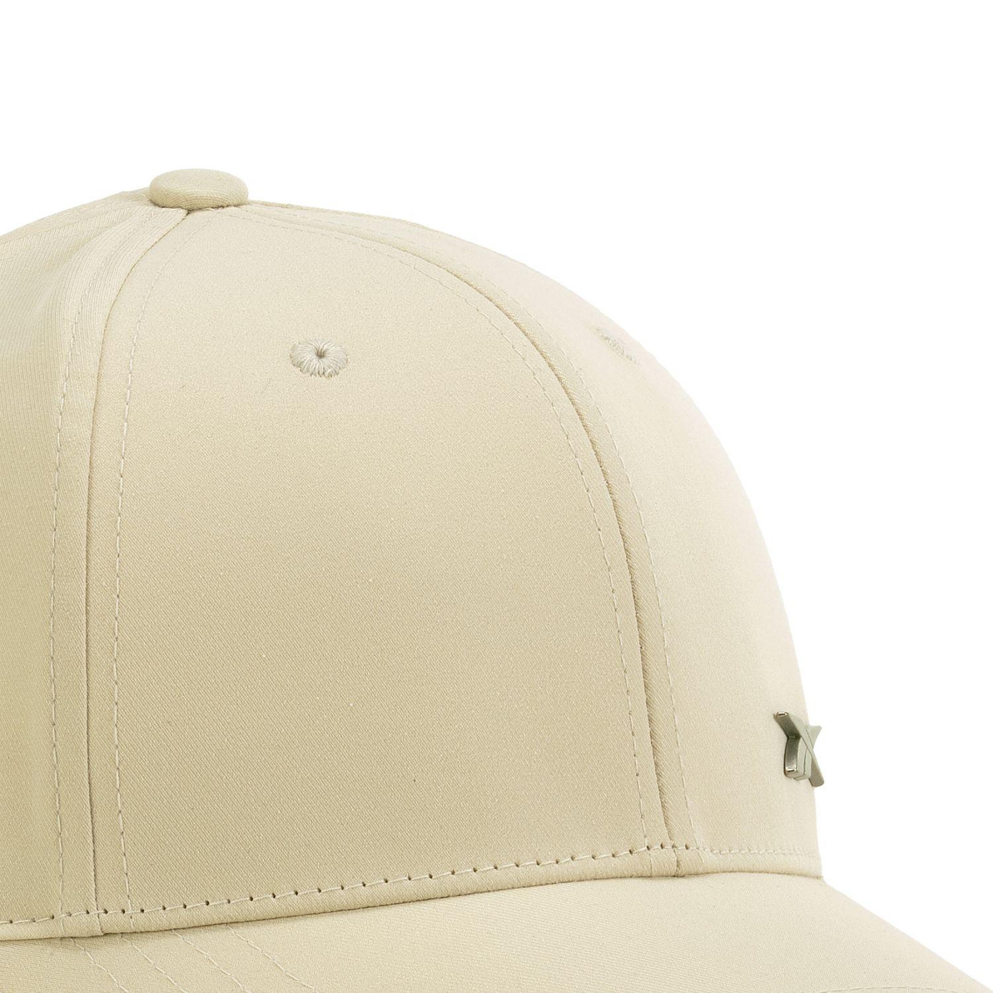 Voir la diapositive 3 : Reebok Casquette baseball en polyester avec écusson argenté Badge Cap