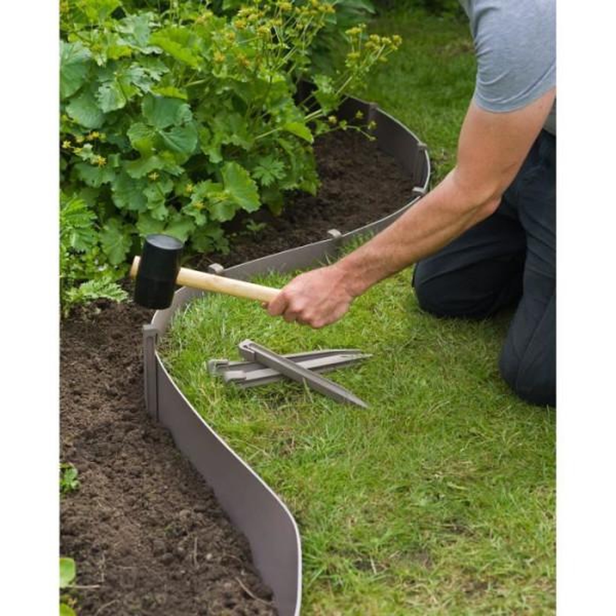 Voir la diapositive 2 : NATURE Bordure de jardin - NATURE - H15 cm x 10 m - Polyéthylene recyclé - Terre cuite