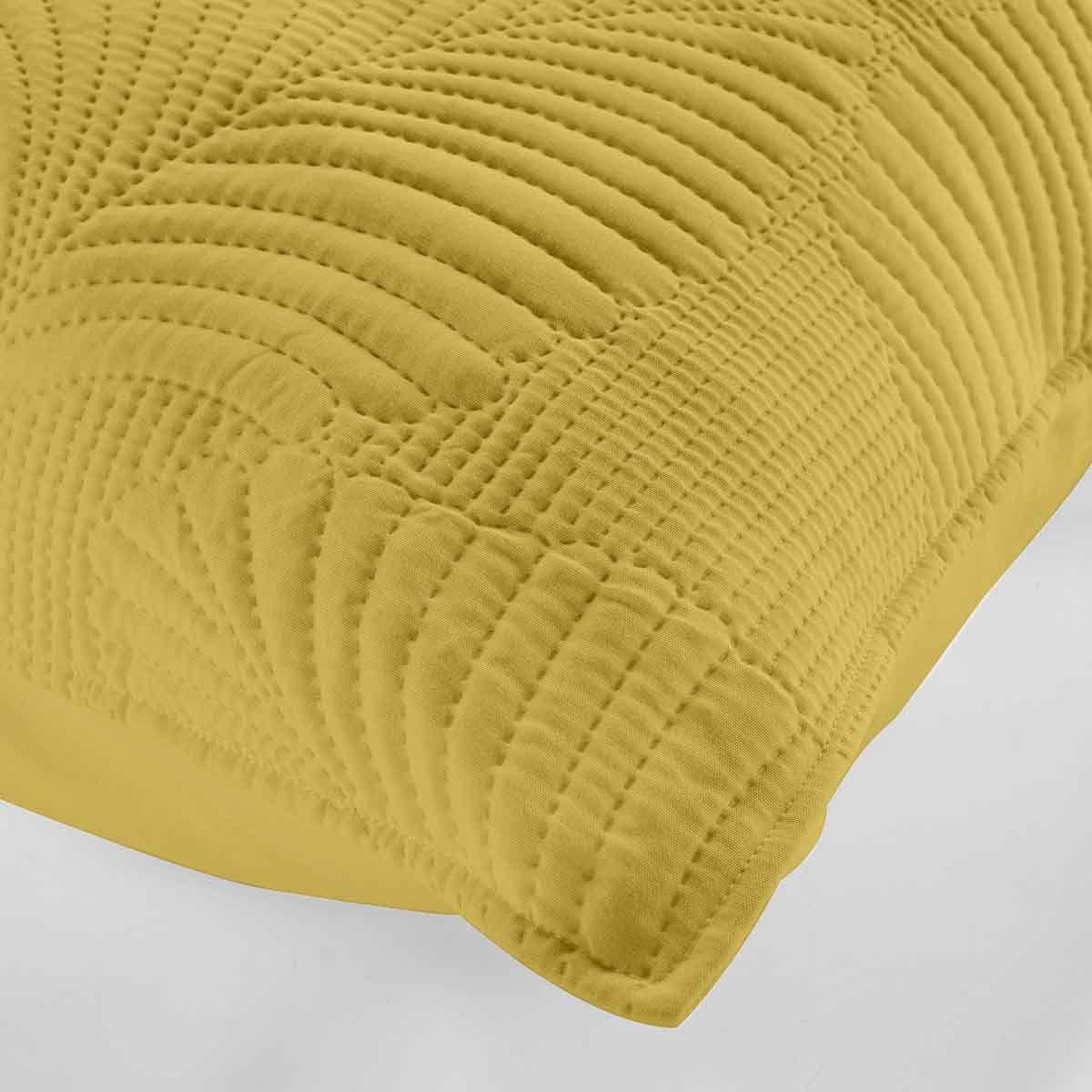 Voir la diapositive 3 : Douceur d'Intérieur Housse de coussin  palombine  60x60cm ocre