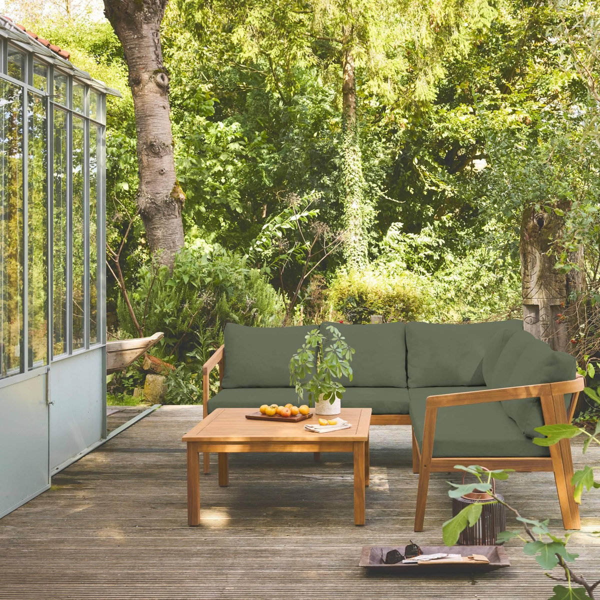 SWEEEK Salon de jardin d'angle en acacia 5 places LOBERIA CORNER, table carrée