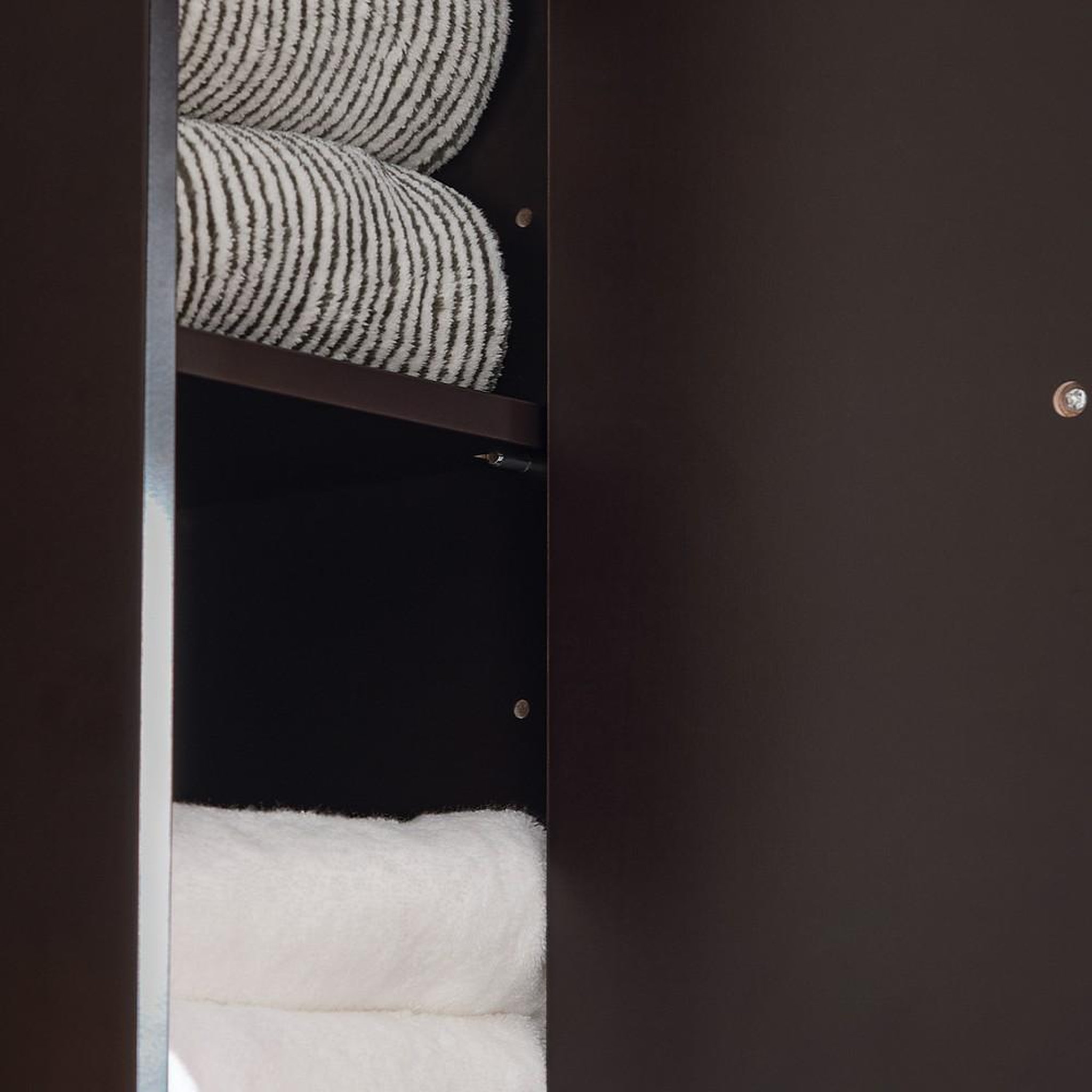 Voir la diapositive 6 : SOBUY SoBuy - Colonne De Salle De Bain à un tiroir - Moderne - BZR34