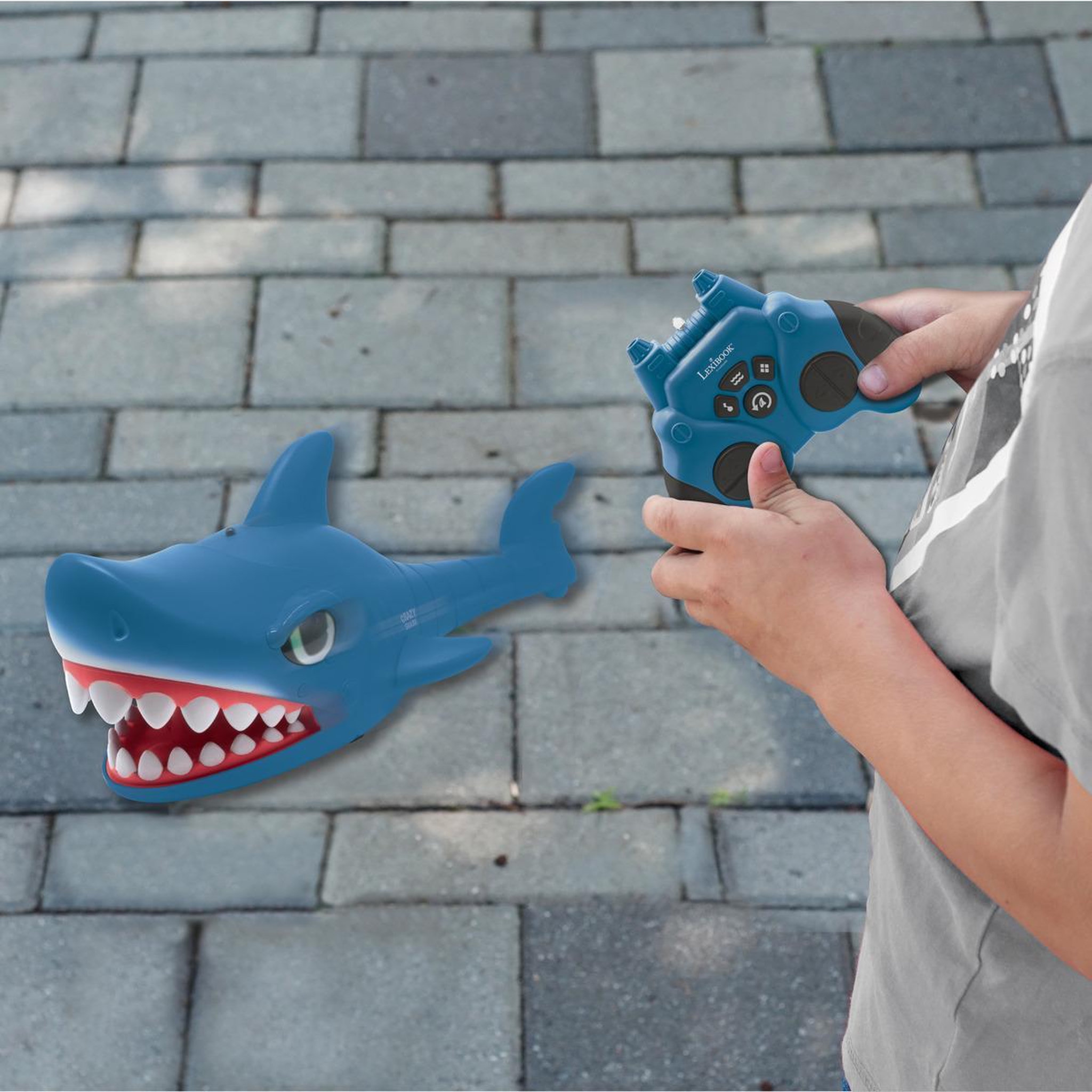 Voir la diapositive 5 : Lexibook RC Shark - Crazy Shark télécommandé avec effets sonores