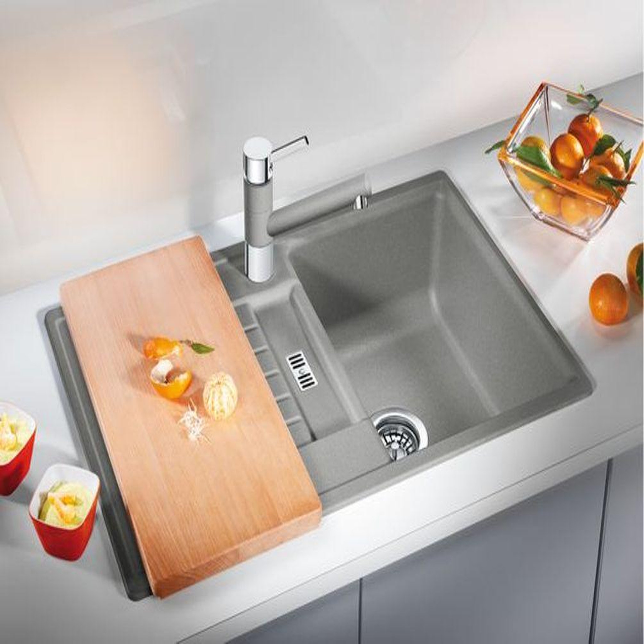 Voir la diapositive 2 : Blanco Planche à découper bois 53x26cm - 218313