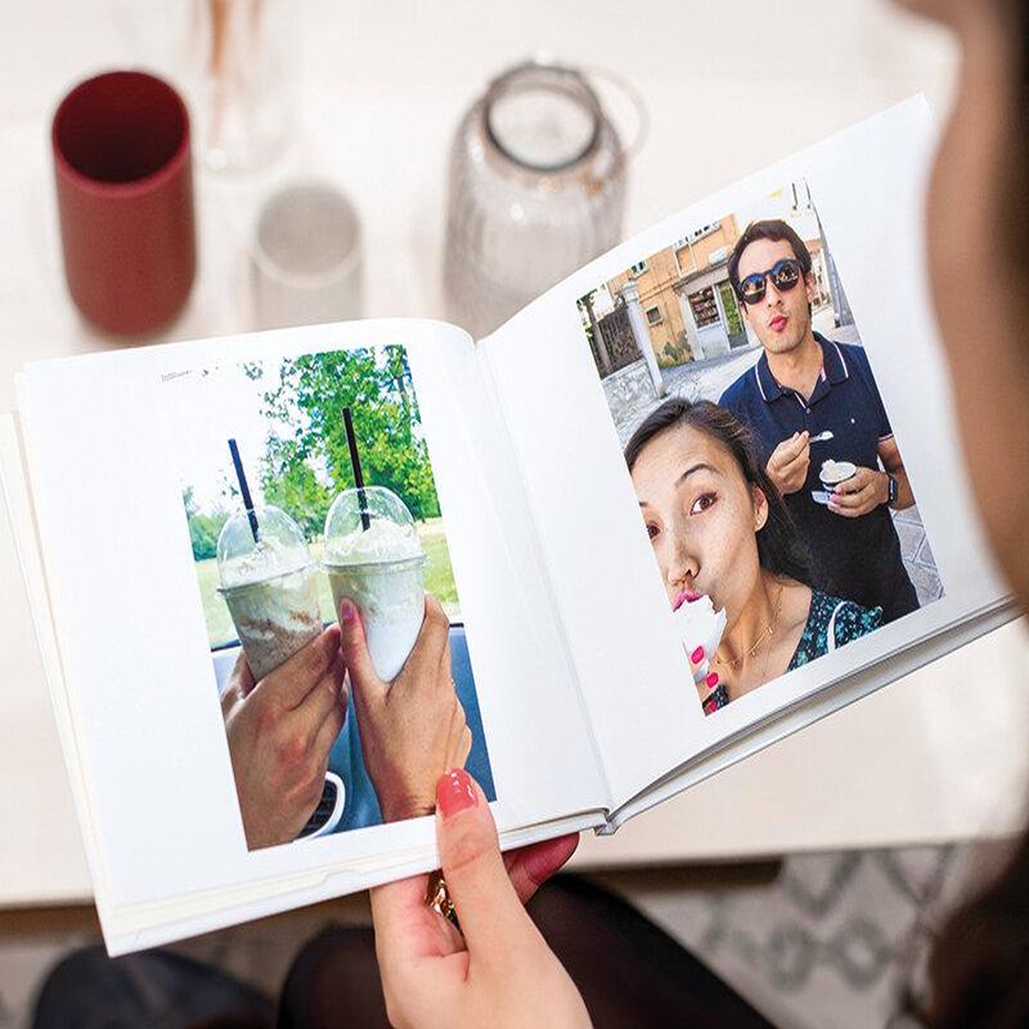 Voir la diapositive 2 : Smartbox Mini album photo cheerz personnalisé avec vos photos - coffret cadeau multi-thèmes