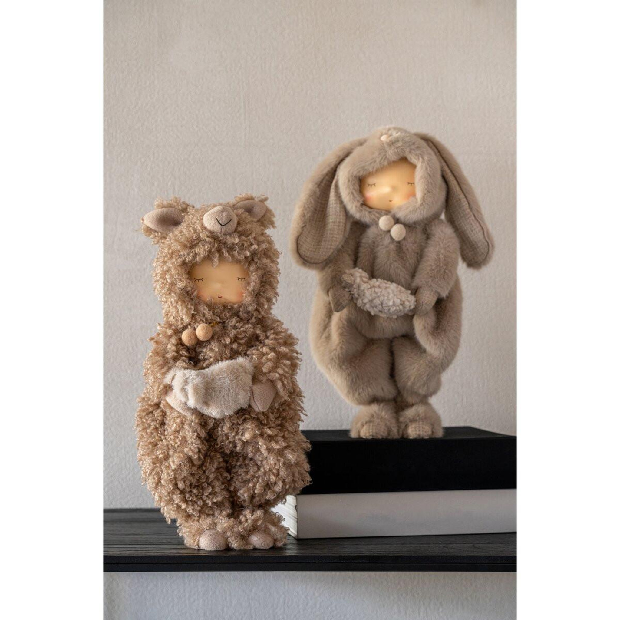 Voir la diapositive 5 : J-LINE Statuette enfant en lapin  laszlo  47cm marron