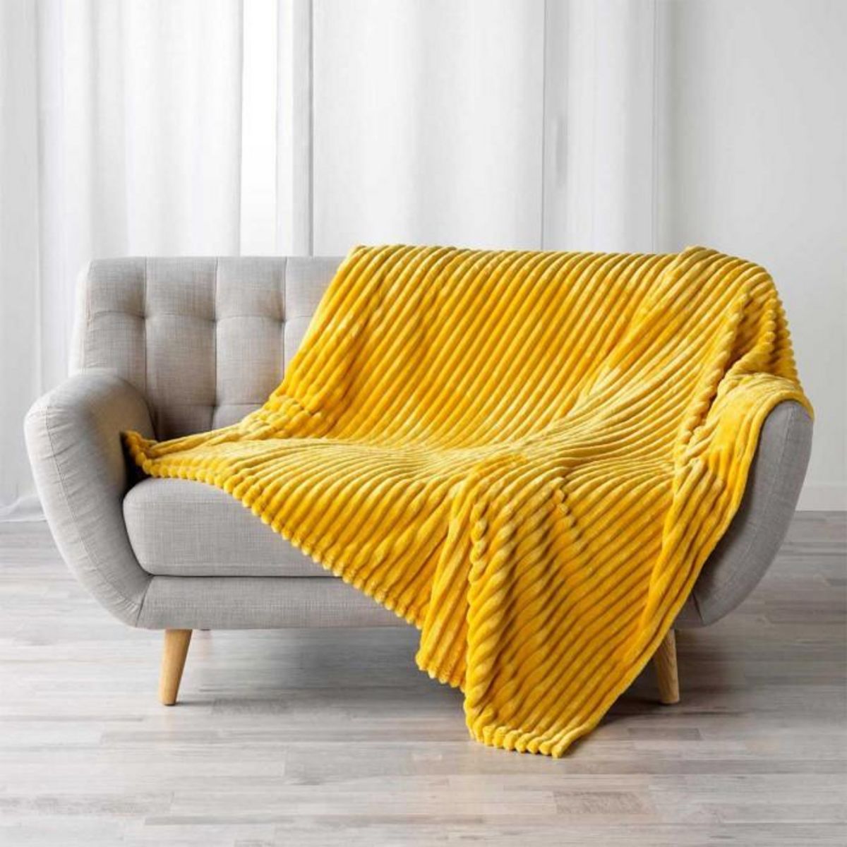 Paris Prix Plaid Flanelle Uni  Kalie  180x220cm Jaune