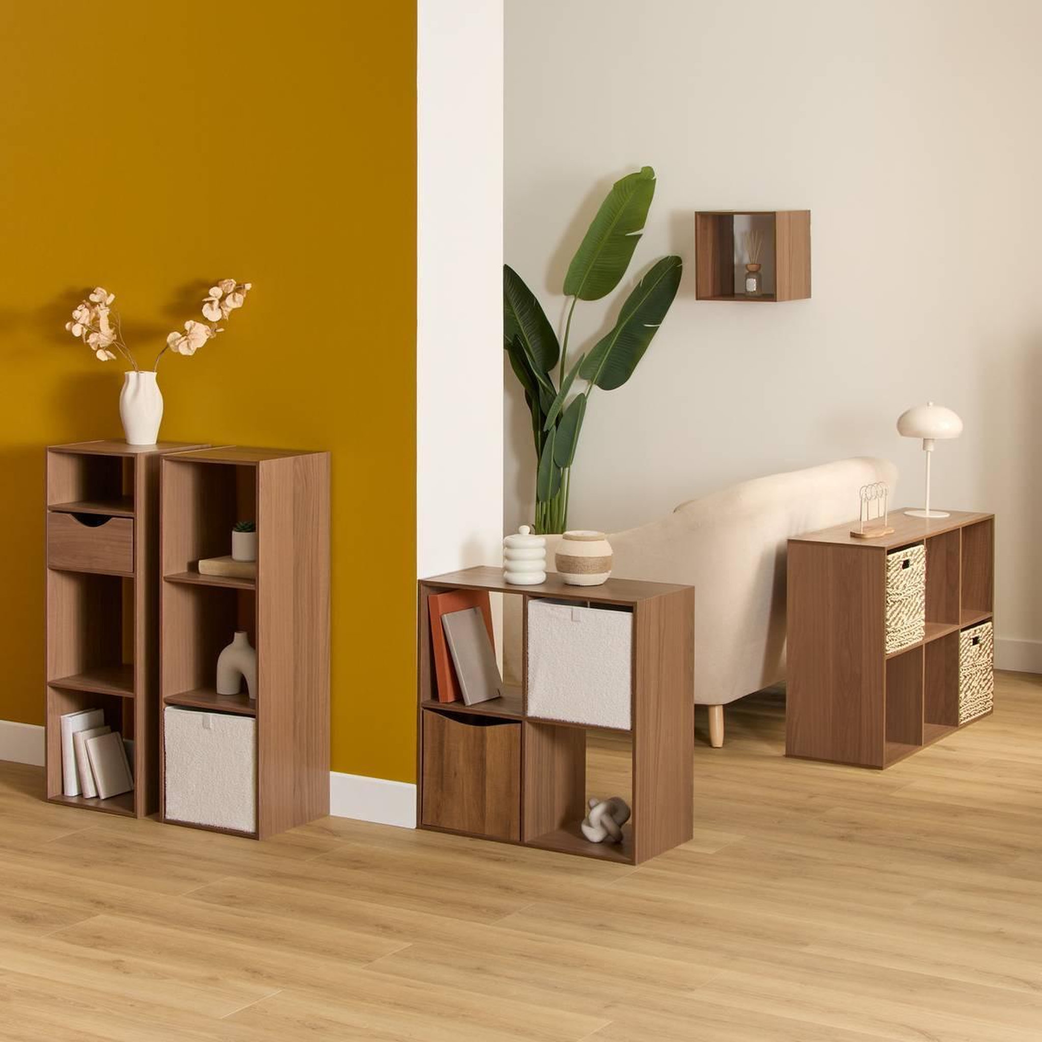 Voir la diapositive 5 : Paris Prix Étagère 4 Cases  Mix n'Modul  67cm Noyer