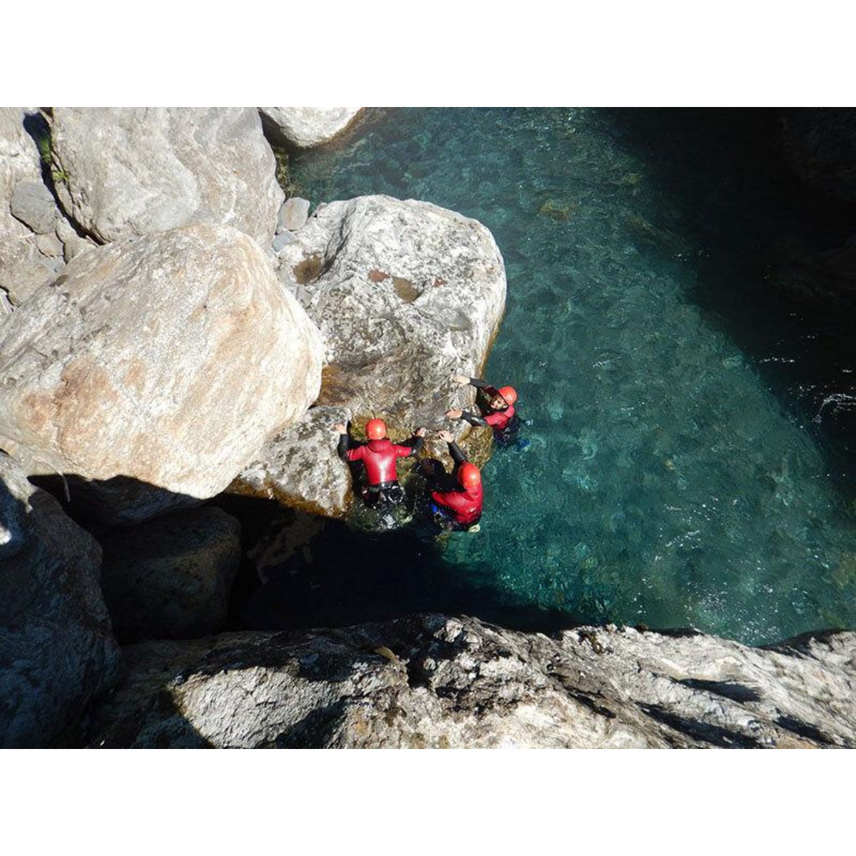 Smartbox Descente découverte des plus beaux canyons en solo - Coffret Cadeau Sport & Aventure