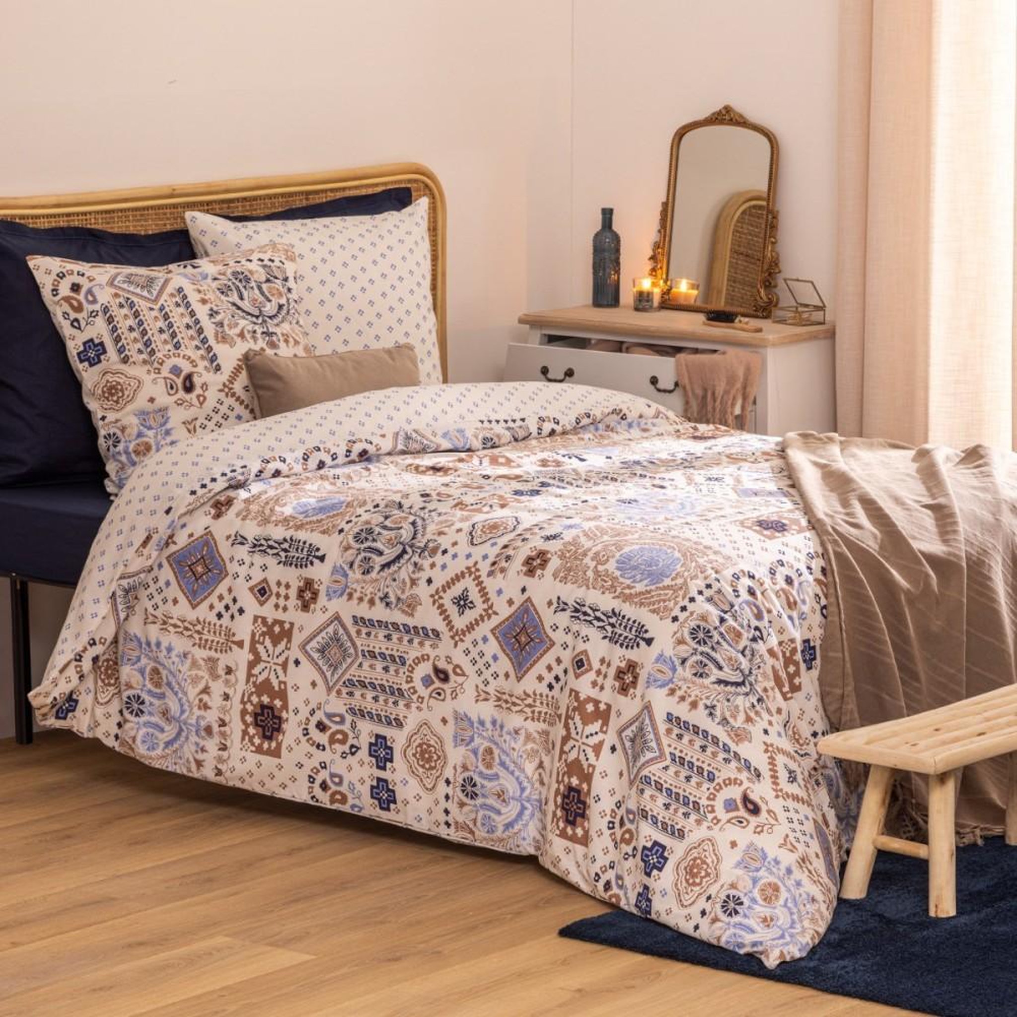 Voir la diapositive 1 : ATMOSPHERA Housse de couette 260x240 + 2 taies coton KHAFU