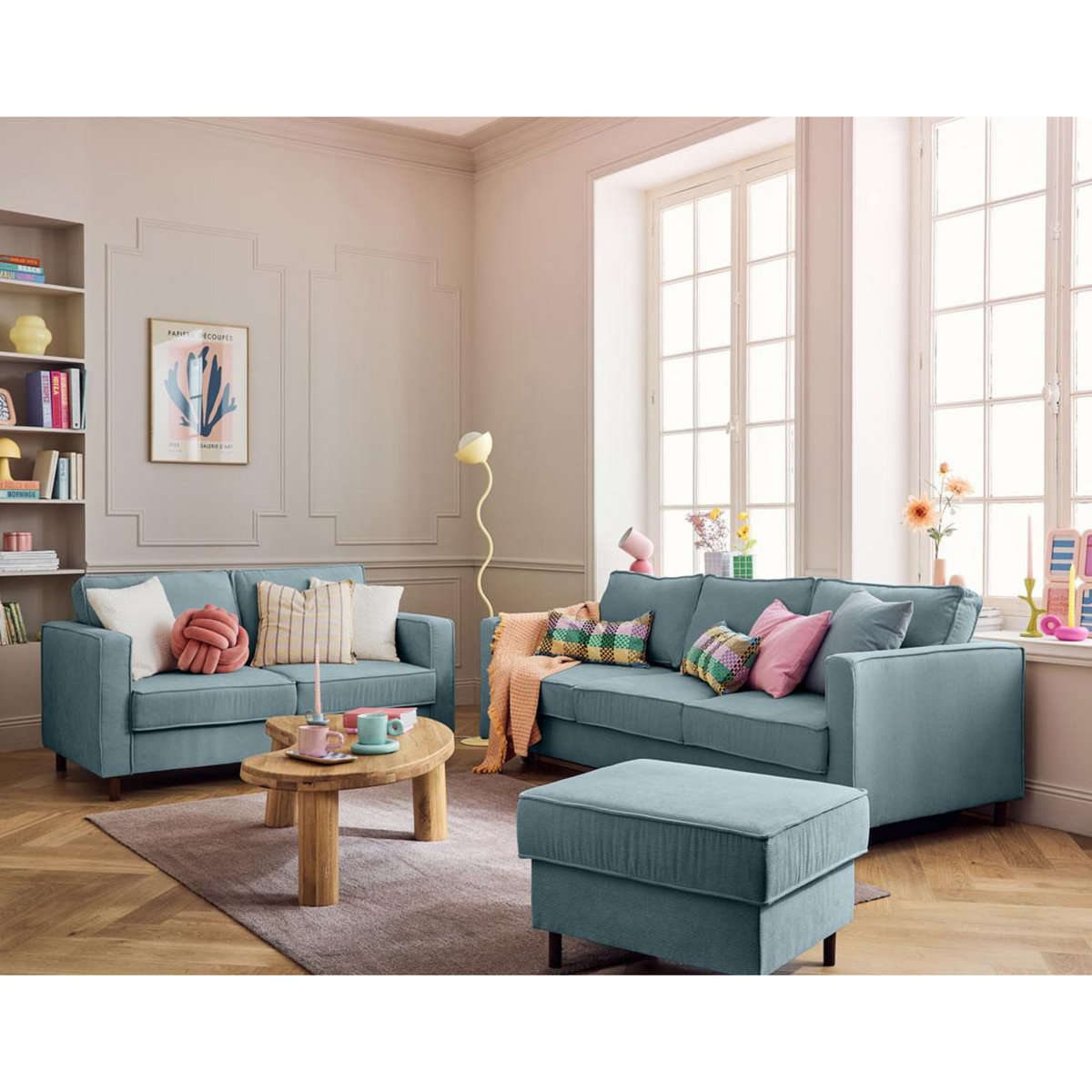 LISA DESIGN Jake - pouf en velours côtelé - pieds bois foncé