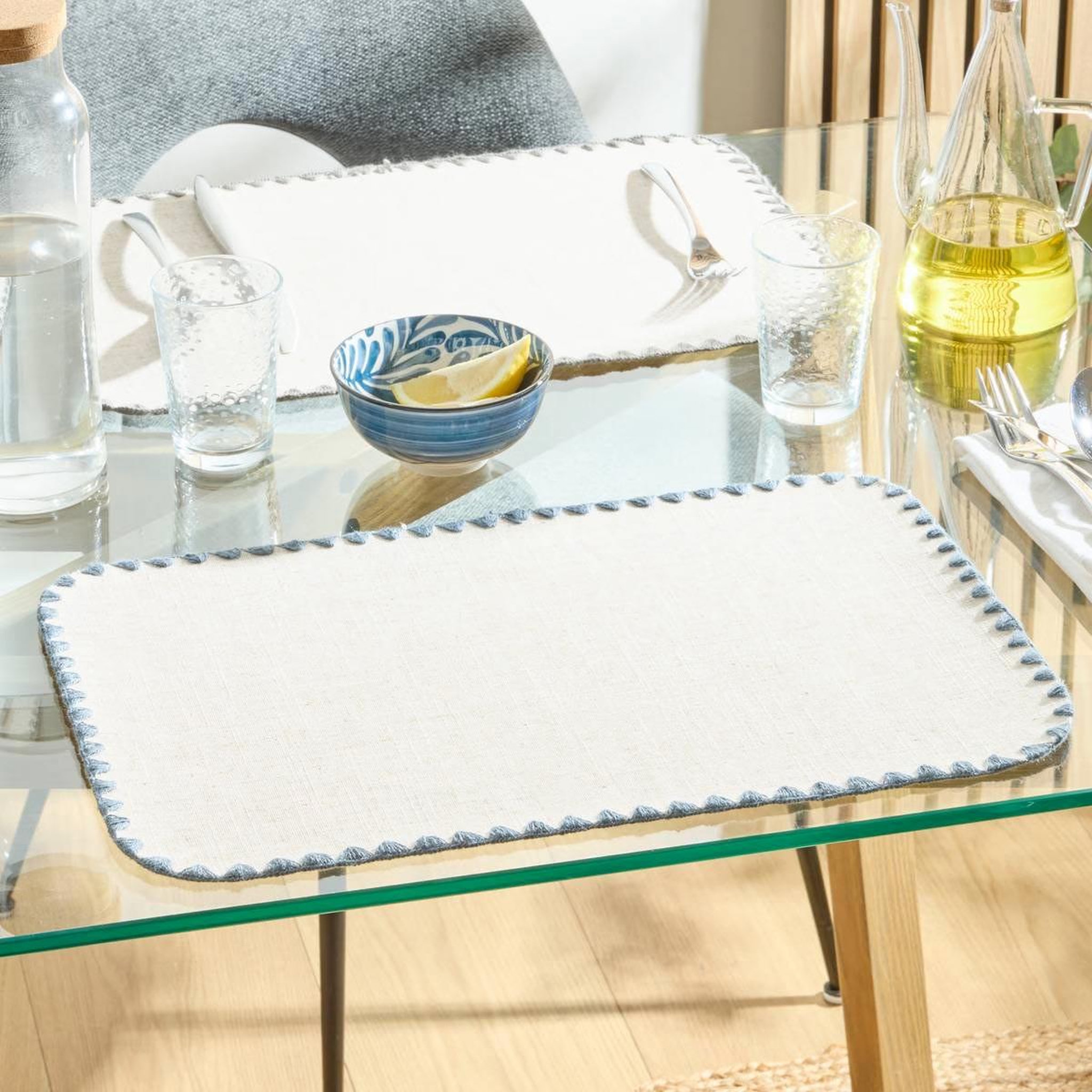 Voir la diapositive 2 : SECRET DE GOURMET Set de table en tissu  sandrine  30x45cm bleu