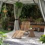 Voir la diapositive 2 : OUTSUNNY Bain de soleil style colonial - 176 x 58 x 82 cm - acier noir résine filaire beige