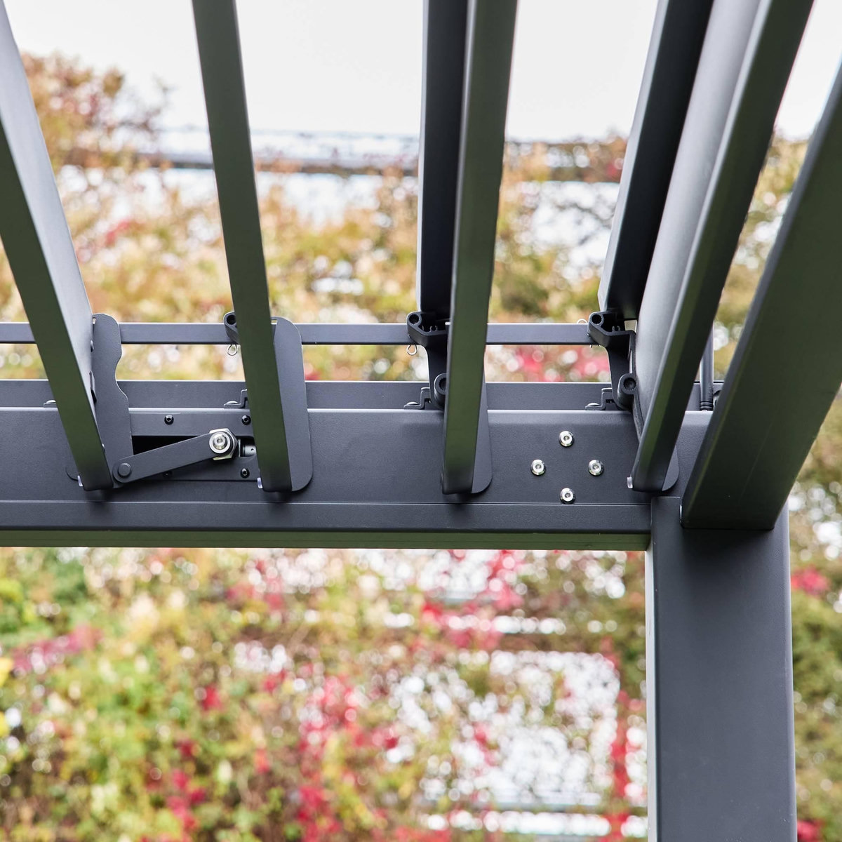 SWEEEK Pergola bioclimatique aluminium lames orientables 4x3m Triomphe