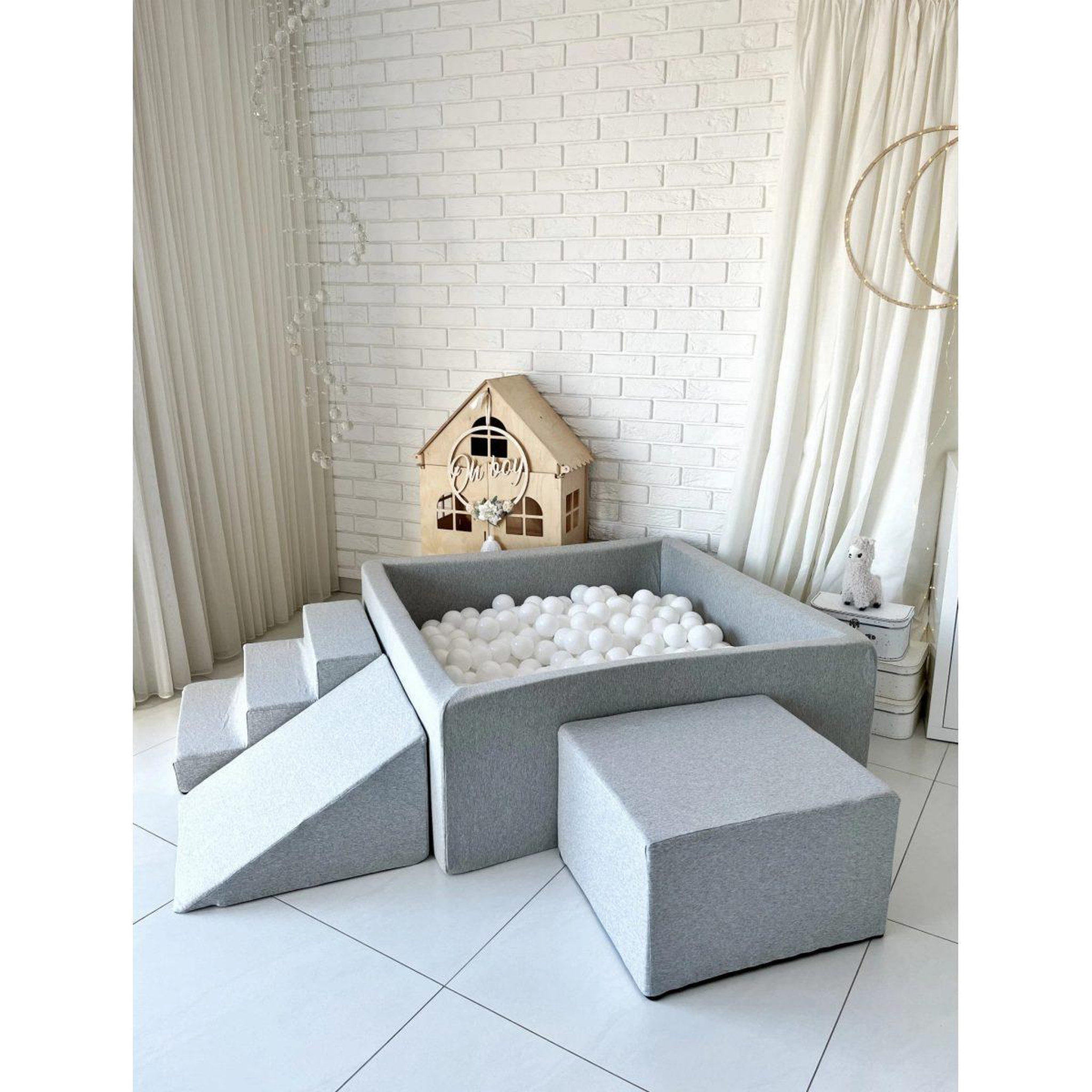Voir la diapositive 3 : MONIO FOR KIDS Piscine à balles carrée 106 x 106 x 40 cm avec modules en mousse avec 400 balles — Gris clair