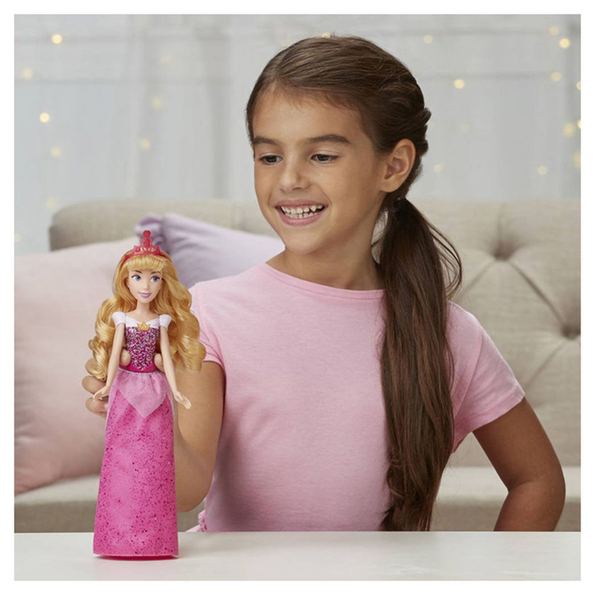 HASBRO Disney Princesses Poussière d'étoiles poupée Aurore
