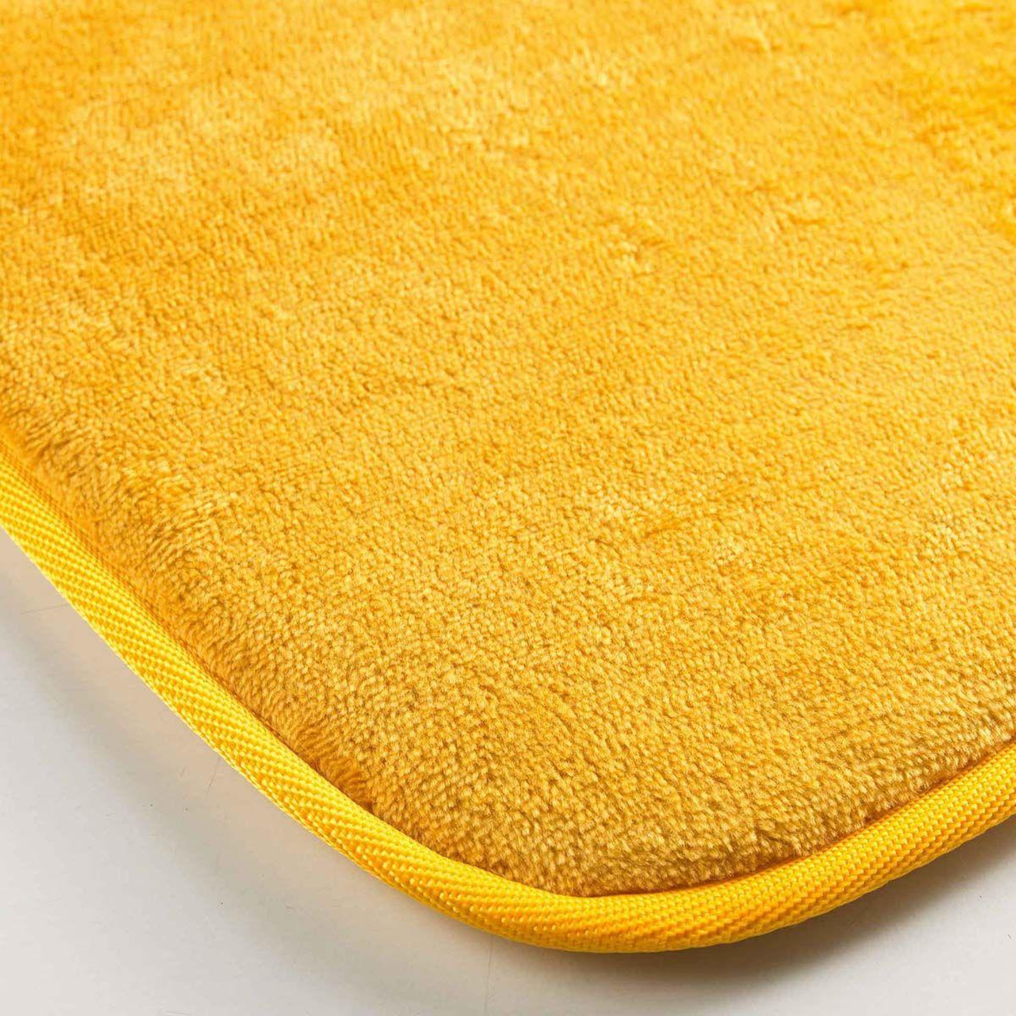 Voir la diapositive 2 : Douceur d'Intérieur Tapis uni en flanelle  flanou  50x80cm jaune