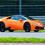 Voir la diapositive 2 : Smartbox Stage de pilotage : 2 tours sur le circuit de Lohéac en Lamborghini Huracán - Coffret Cadeau Sport & Aventure