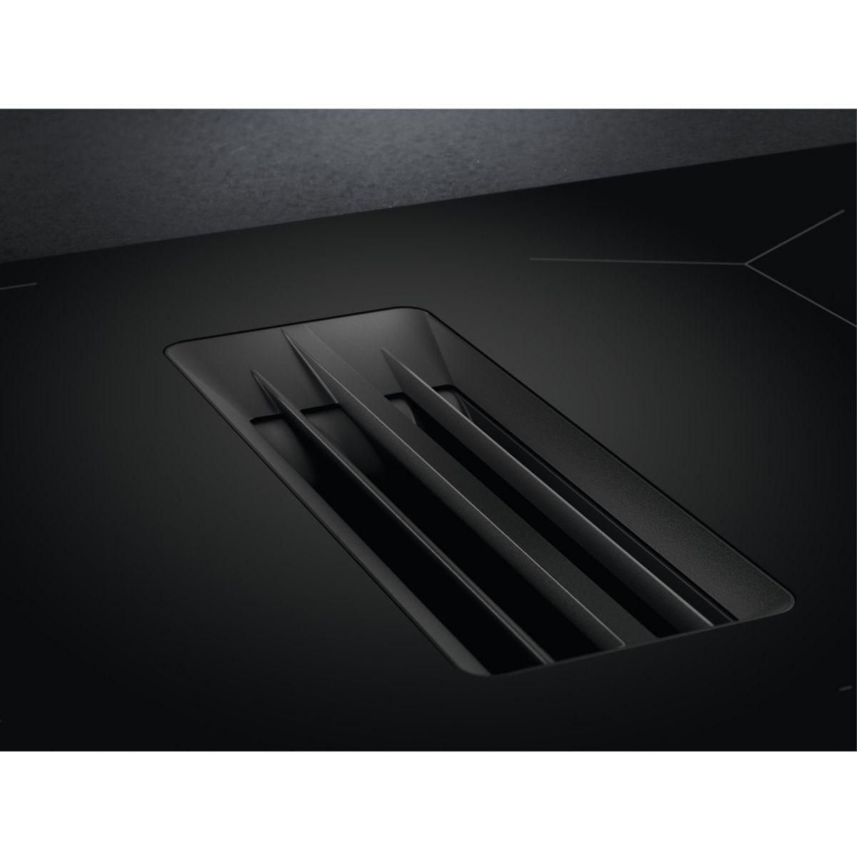 AEG Plaque induction aspirante TH84CB03CB