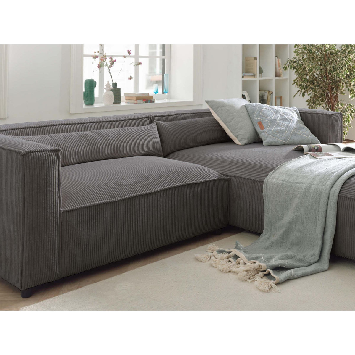 LISA DESIGN Ela - canapé d'angle droit 4 places - en velours côtelé - style contemporain