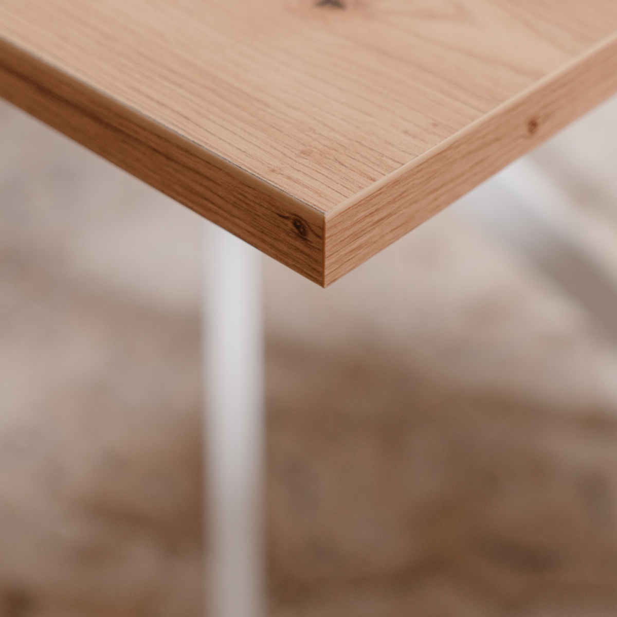 CONCEPT USINE Table à manger en bois 6 à 8 personnes MILES