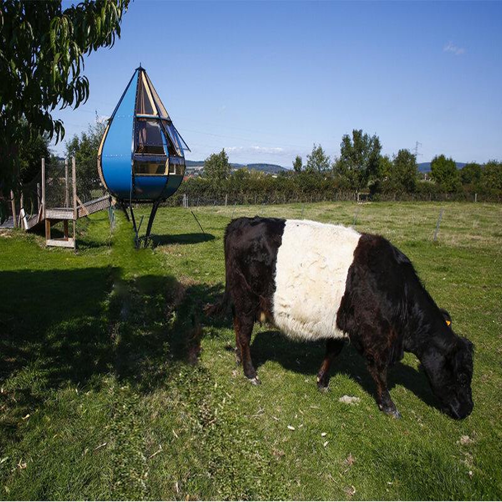 Voir la diapositive 4 : Smartbox Escapade dans la nature en logement insolite avec jeu de piste - coffret cadeau séjour