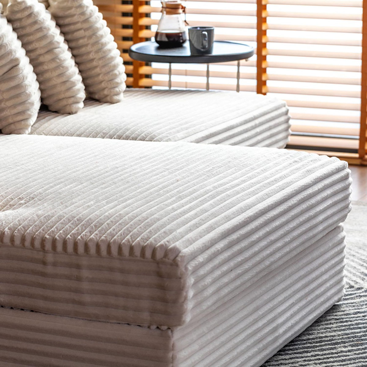 CONCEPT USINE Canapé d'angle 2-3 places assise profonde en velours côtelé beige CARDIFF