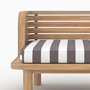 Voir la diapositive 2 : Rendez vous déco Fauteuil de jardin en teck massif et coussin rayé gris-Kilda