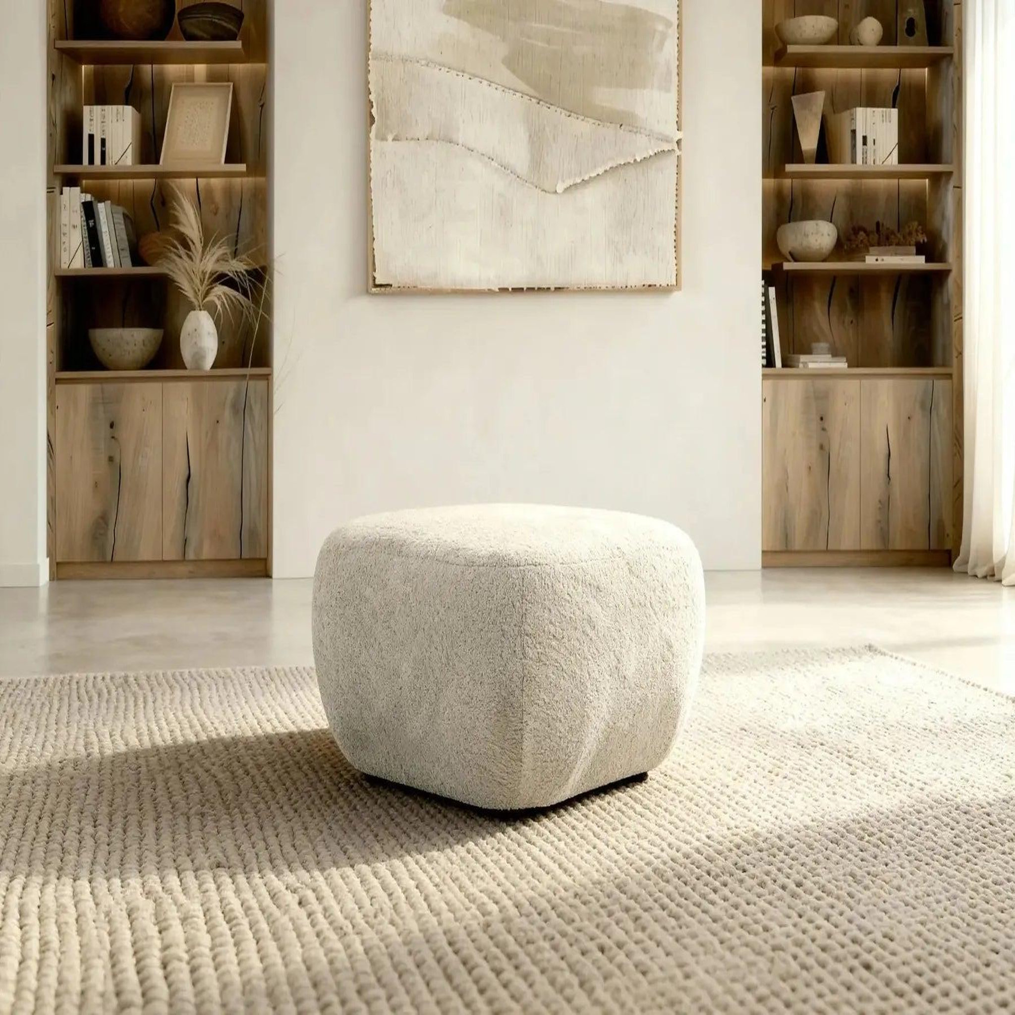 Voir la diapositive 3 : CASANOVA PARIS Santiago - pouf tissu bouclette