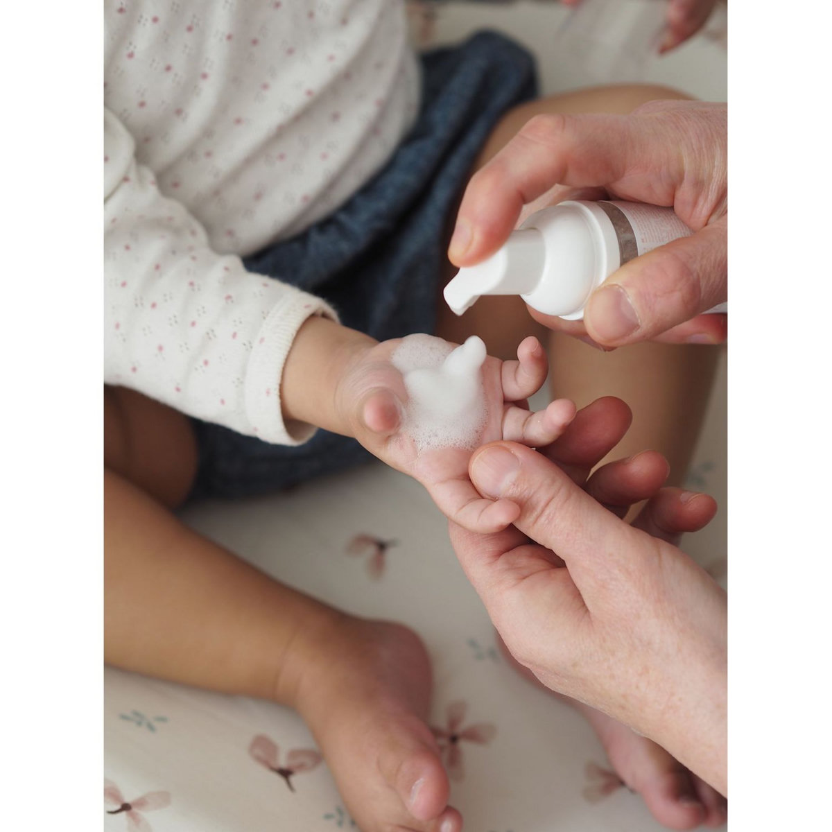 BEABA Mousse désinfectante mains - sans parfum - 250 ml 