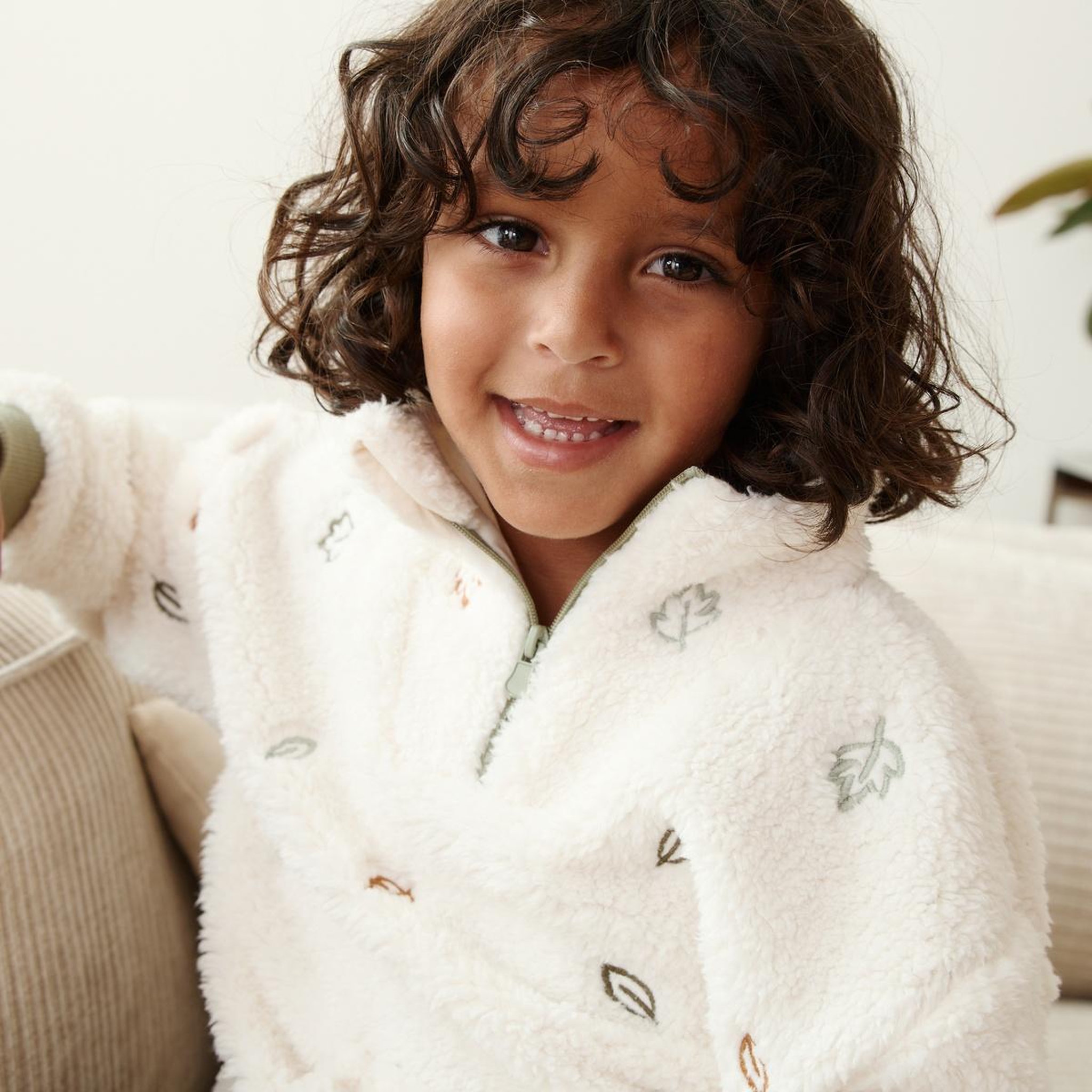 Voir la diapositive 5 : PETIT BEGUIN Sweat-shirt bébé en sherpa ginkgo