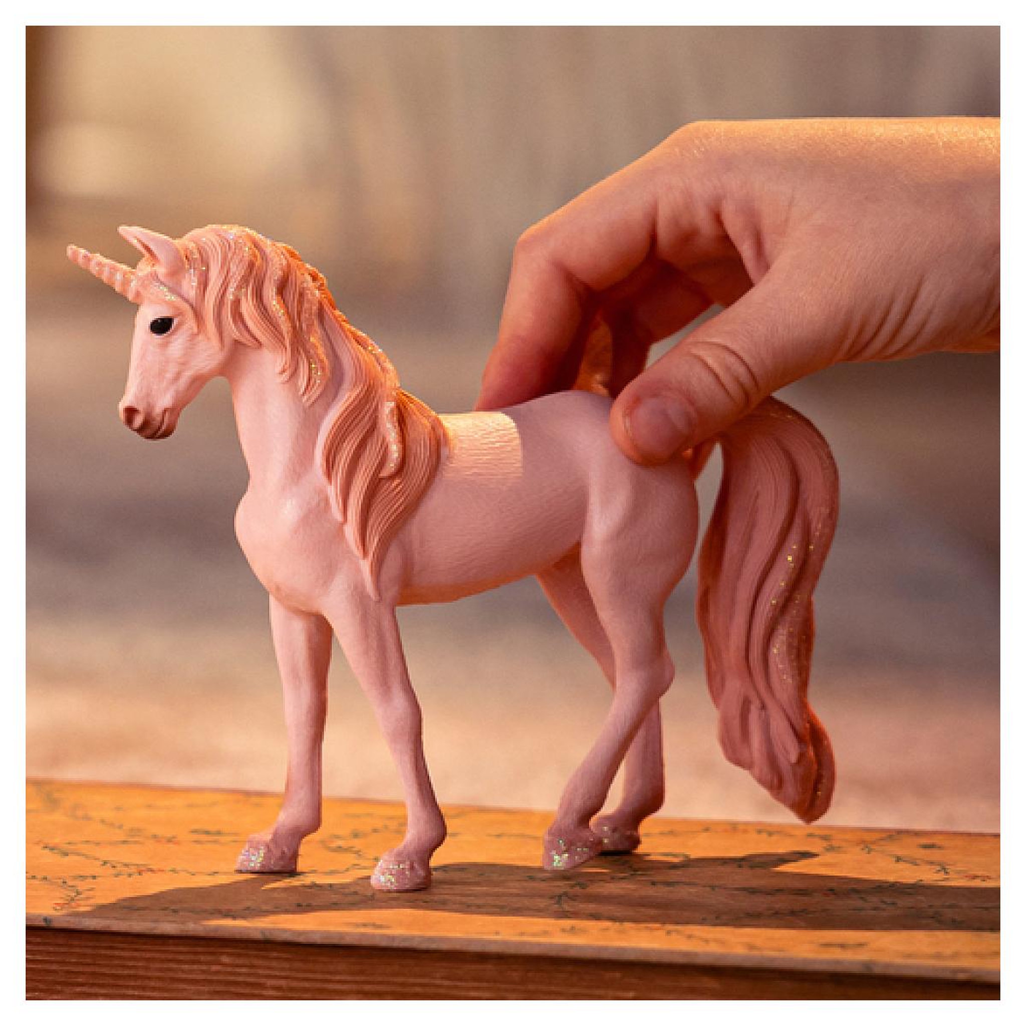 Voir la diapositive 2 : Schleich BAYALA - 70860 - Jument licorne Peach